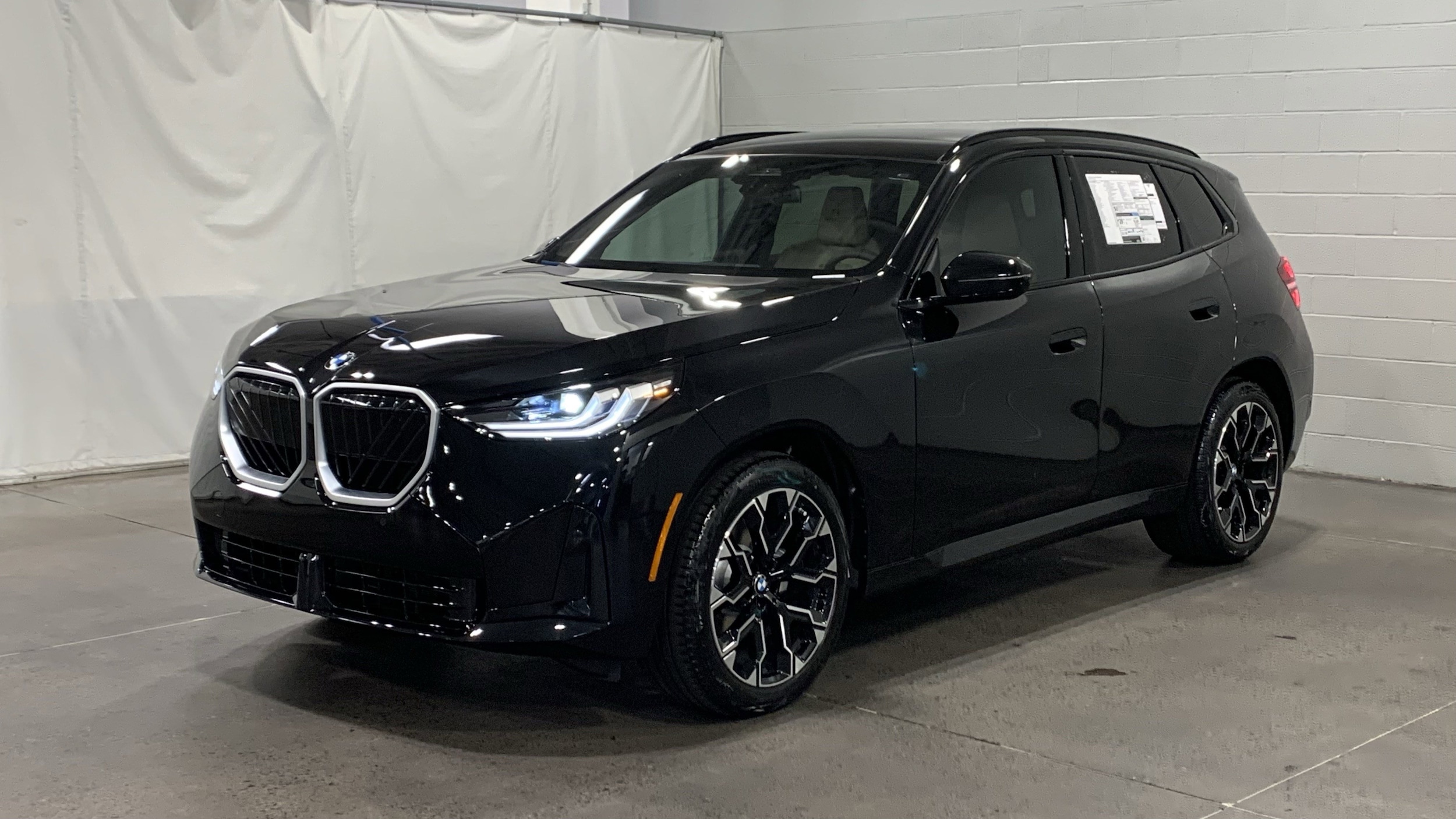 2026 BMW X3 30 xDrive photo 2