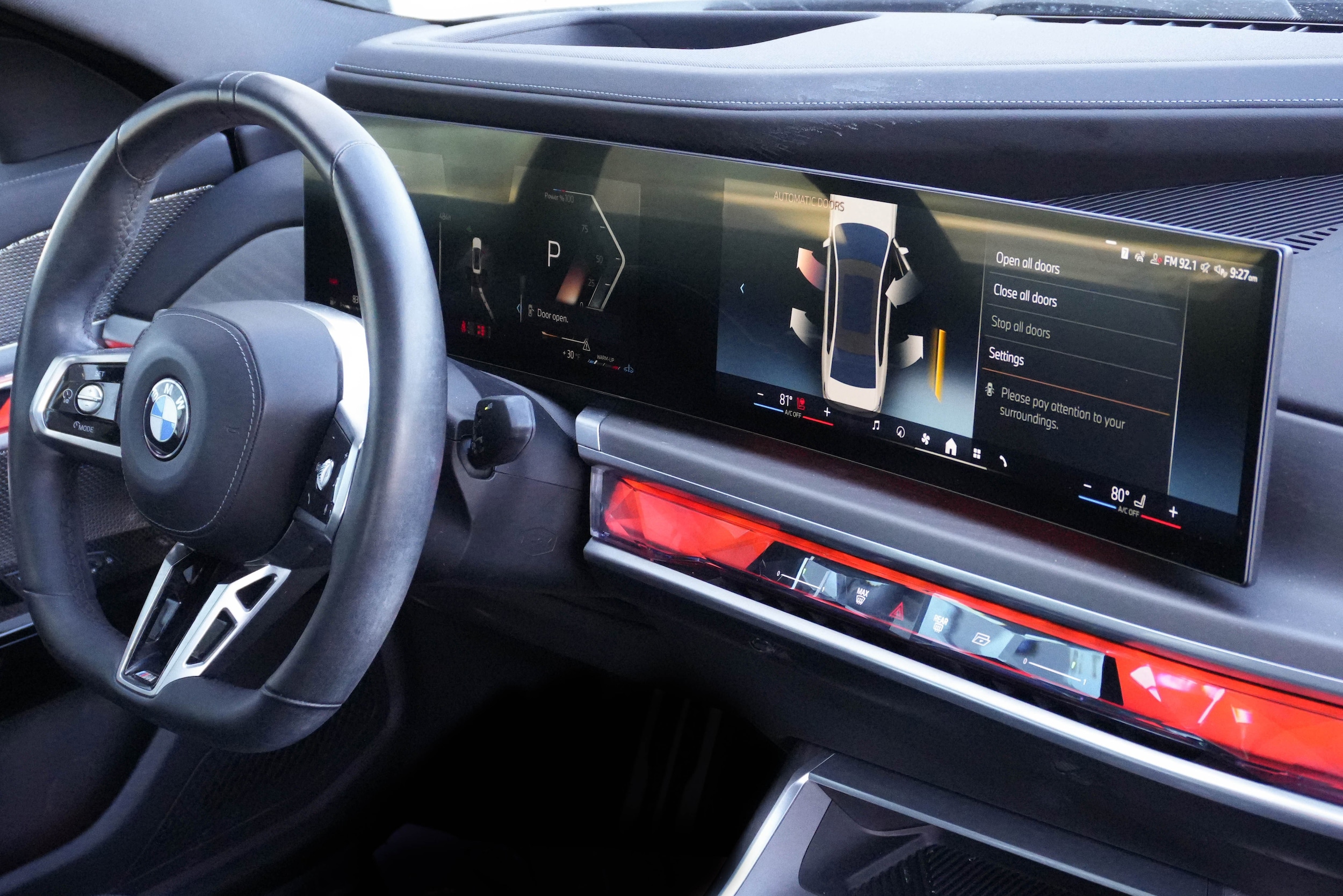 2023 BMW 7 Series 760i xDrive photo 3