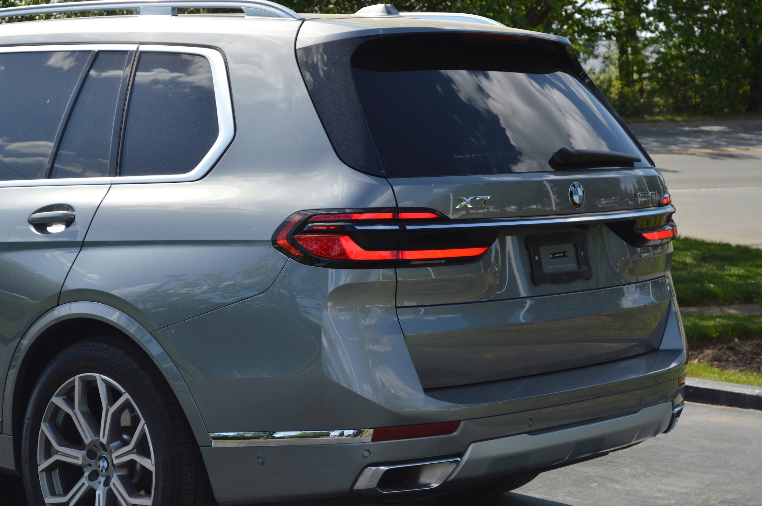2026 BMW X7 xDrive40i photo 2