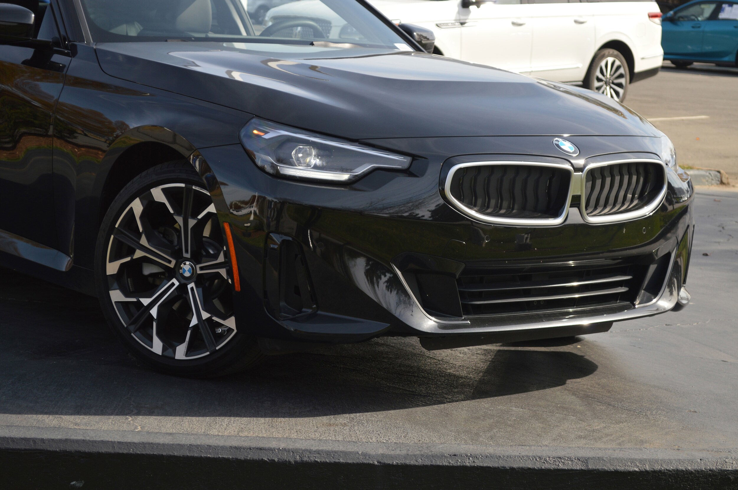 2025 Bmw 230i photo 2