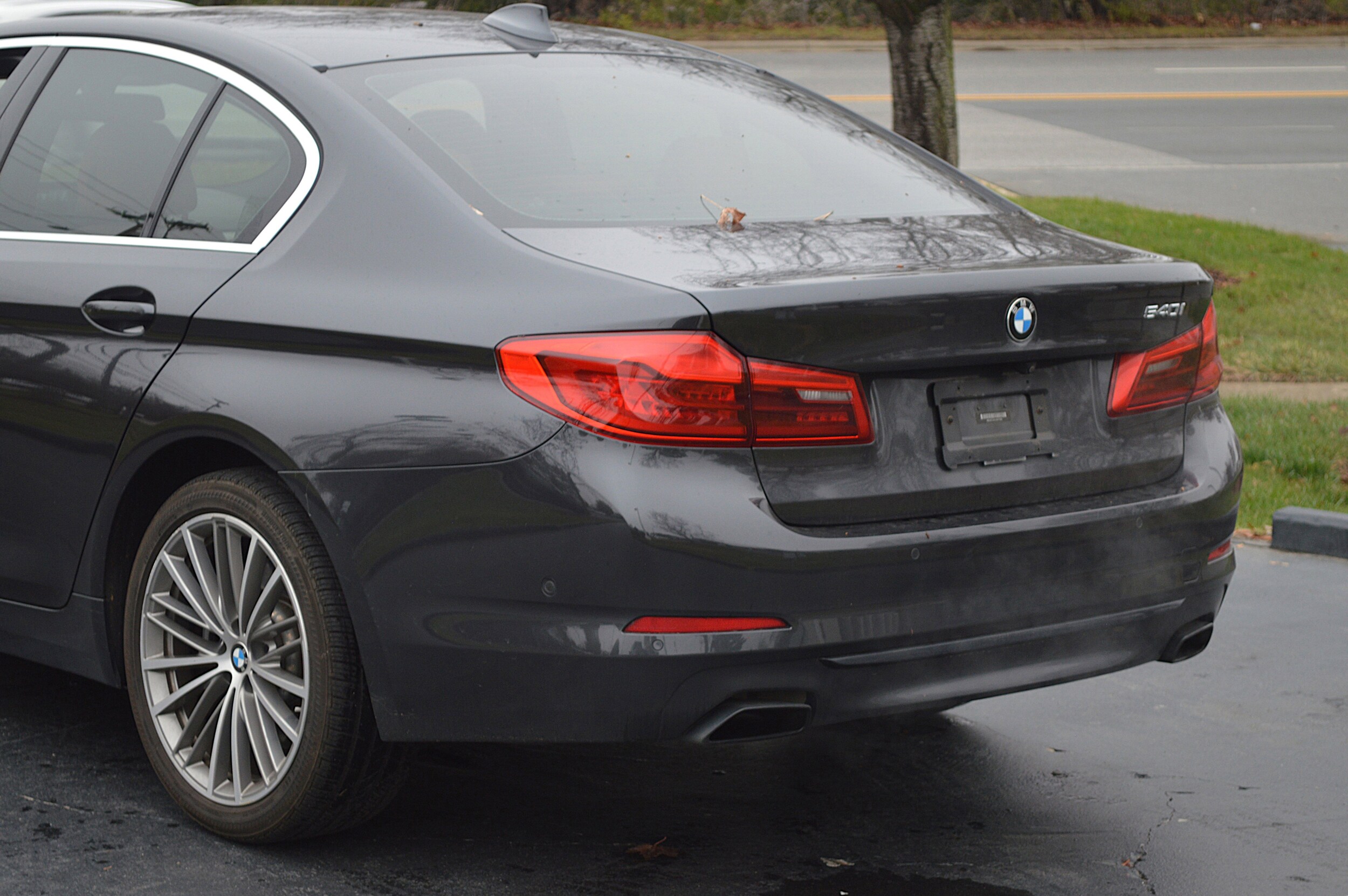 2020 Bmw 540i 5-Series photo 3