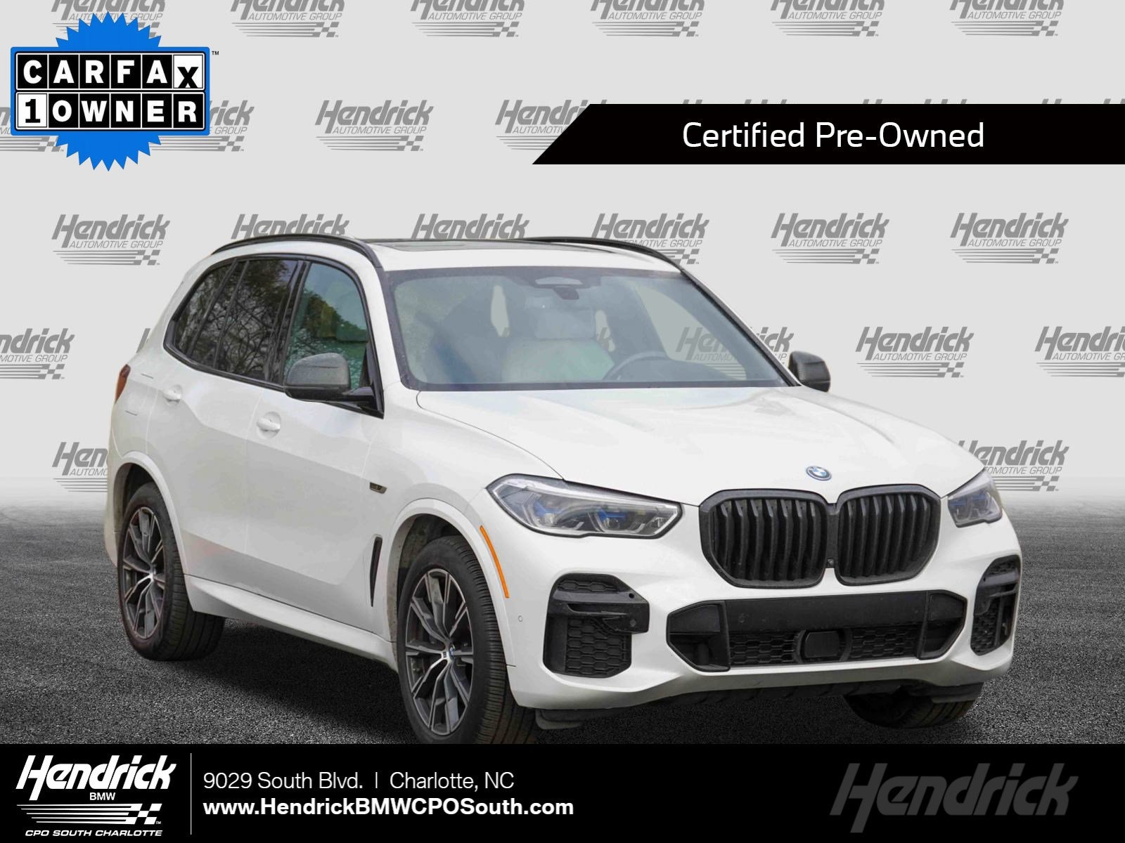 2023 BMW X5 45e's photo
