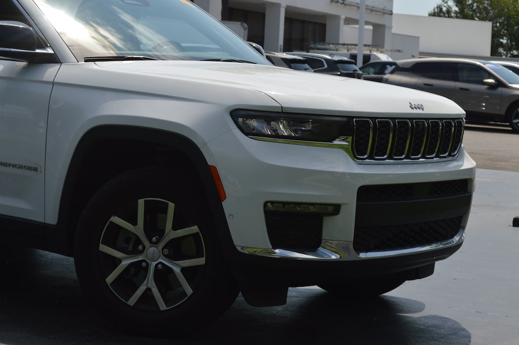 Used 2024 Jeep Grand Cherokee L Limited SUV