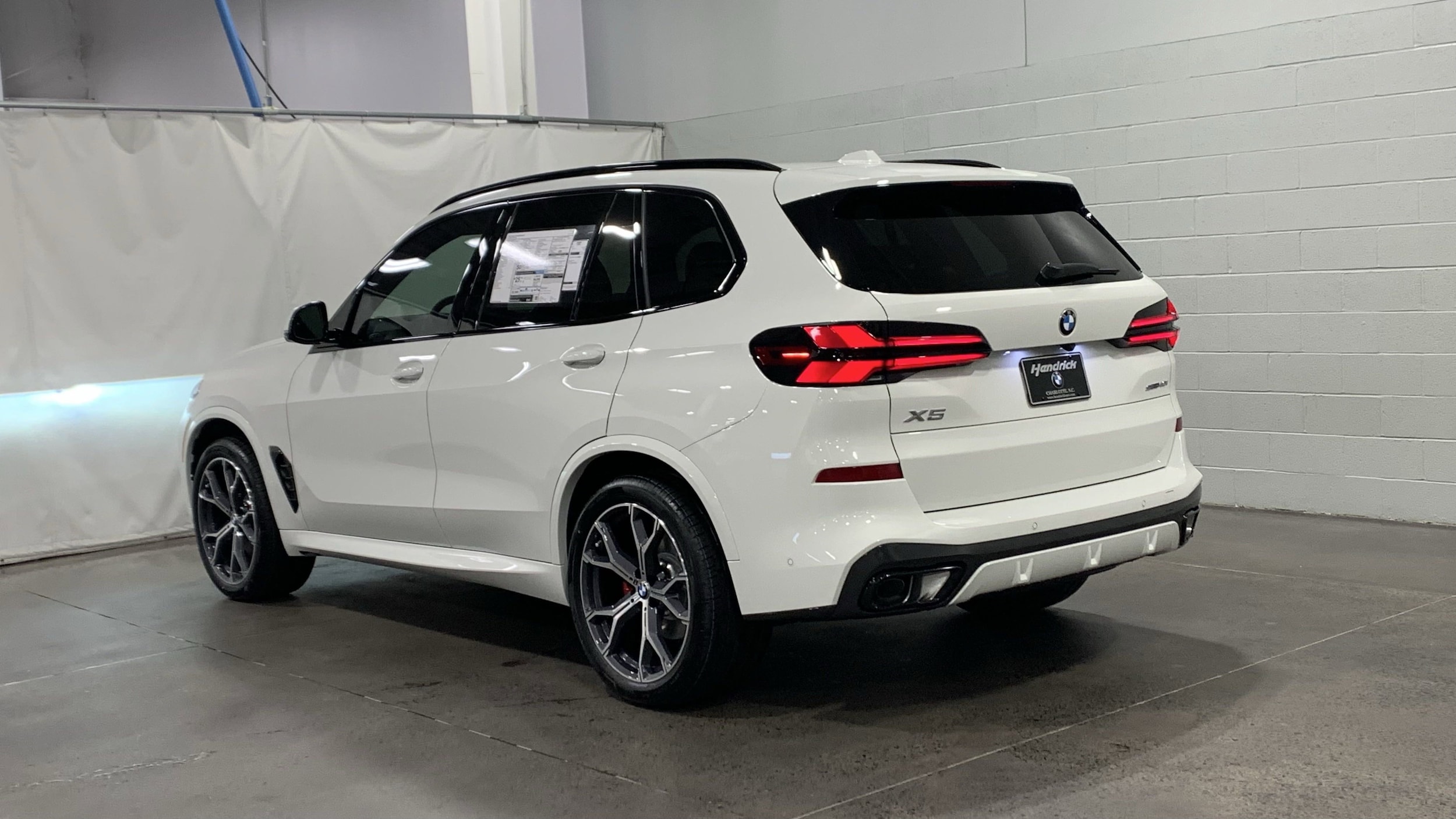 2026 BMW X5 sDrive40i photo 5