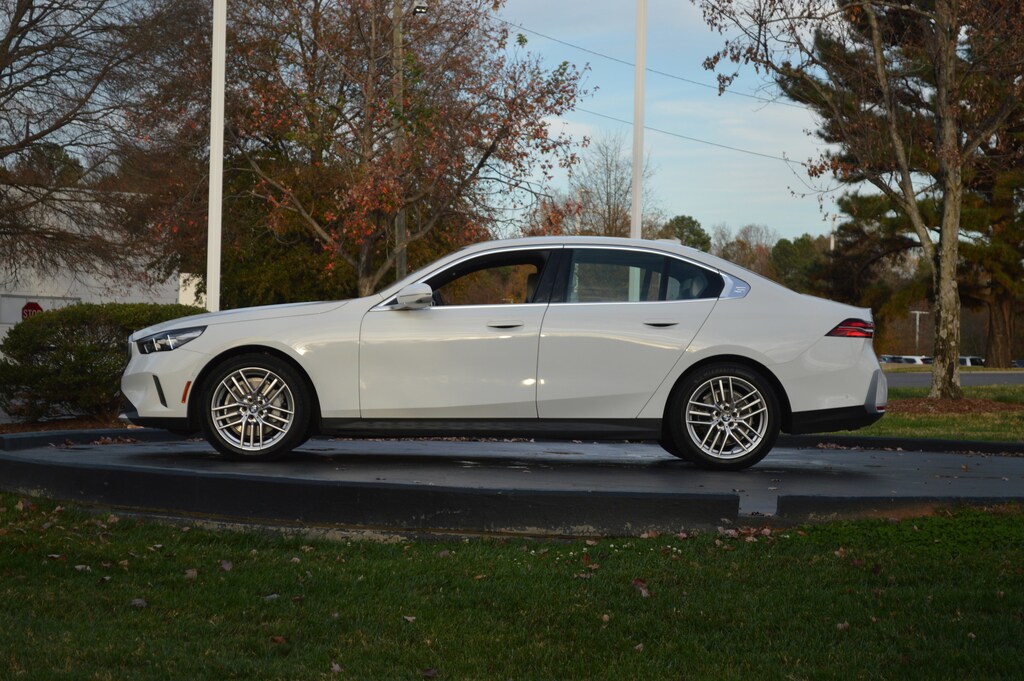 Used 2025 BMW 5 Series 530i xDrive Sedan