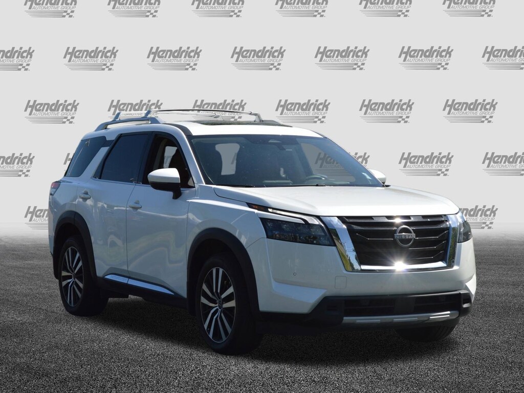 Used 2025 Nissan Pathfinder Platinum SUV