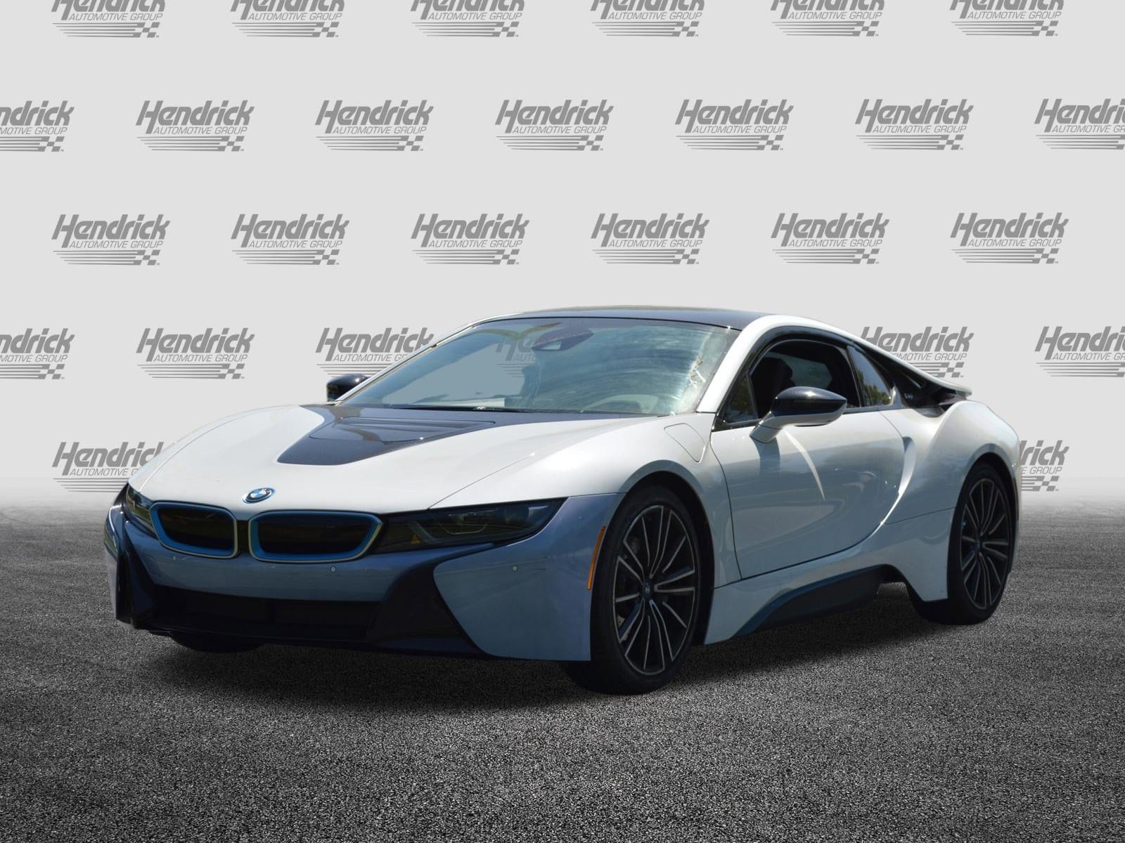 2019 BMW i8 photo 5
