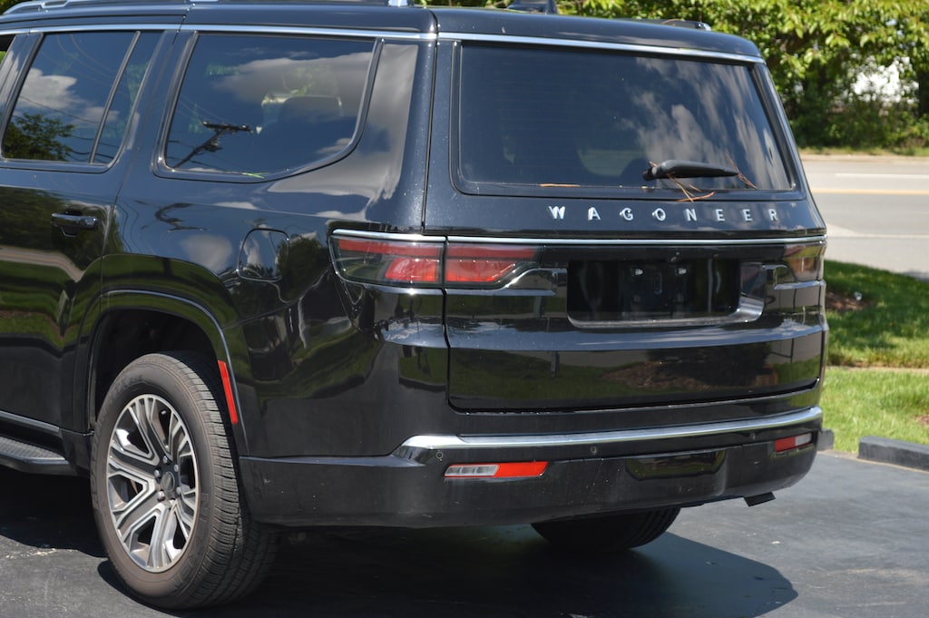 Used 2025 Jeep Wagoneer SUV