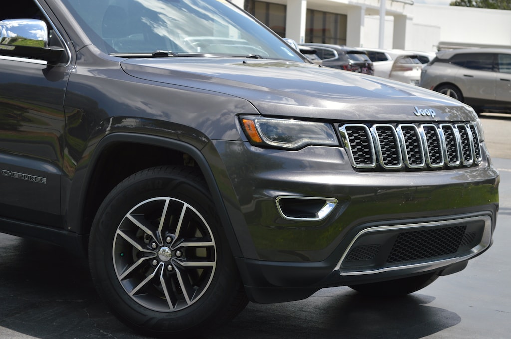 Used 2017 Jeep Grand Cherokee Limited SUV