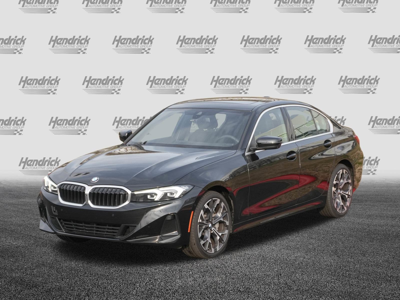 2025 BMW 3 Series 330i xDrive photo 4