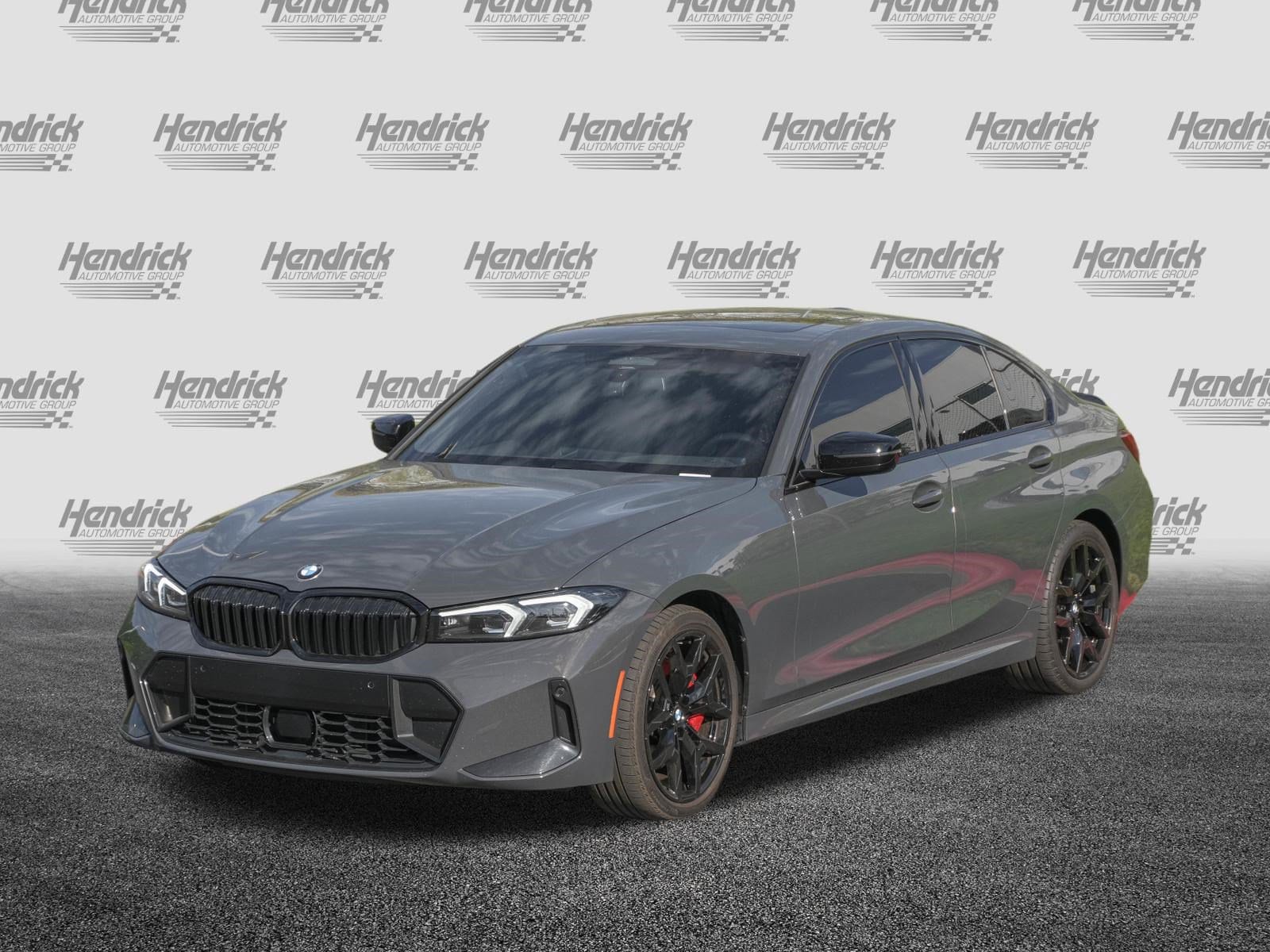 2025 BMW 3 Series 330i photo 4