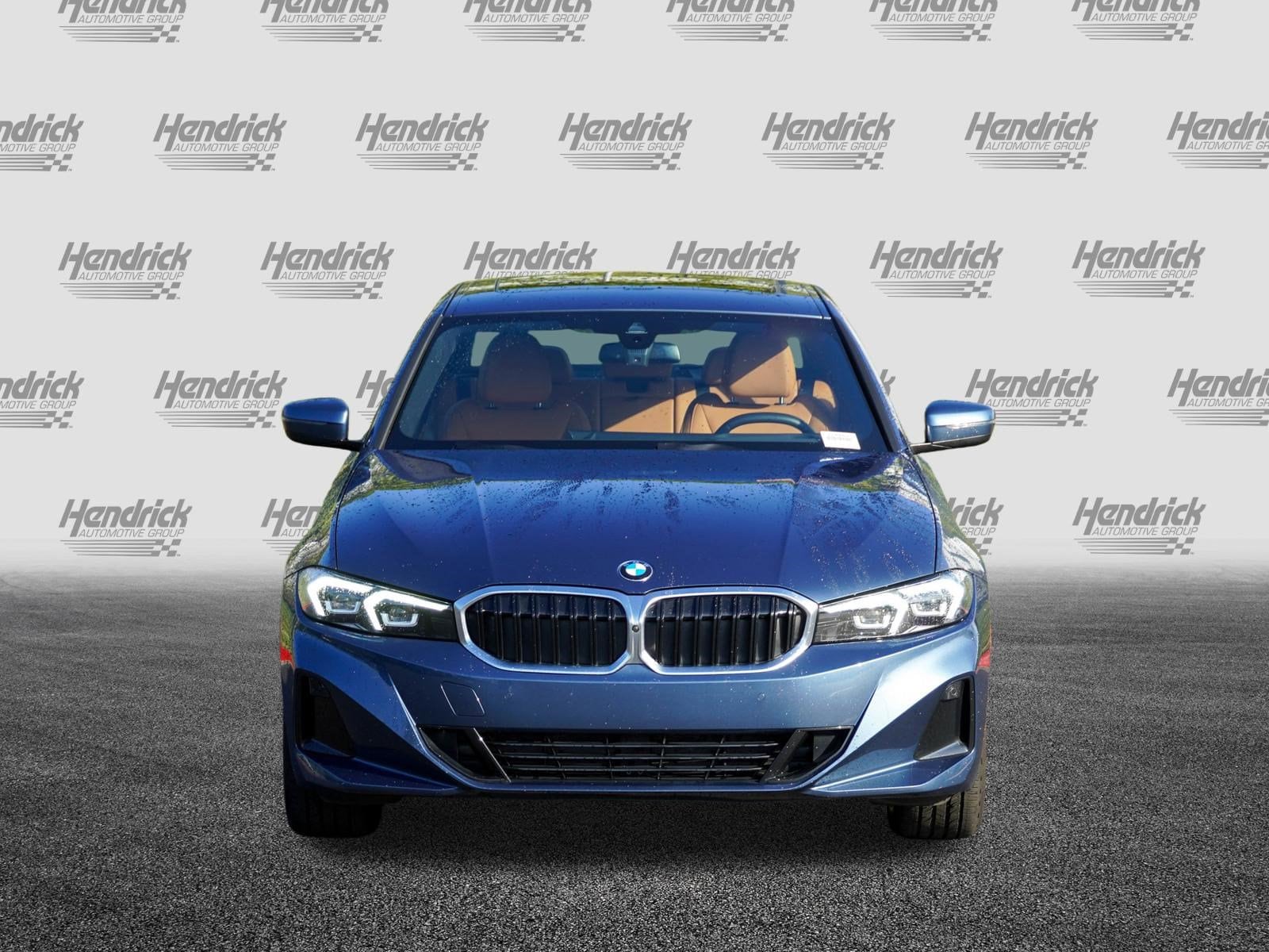 2025 BMW 3 Series 330i photo 2