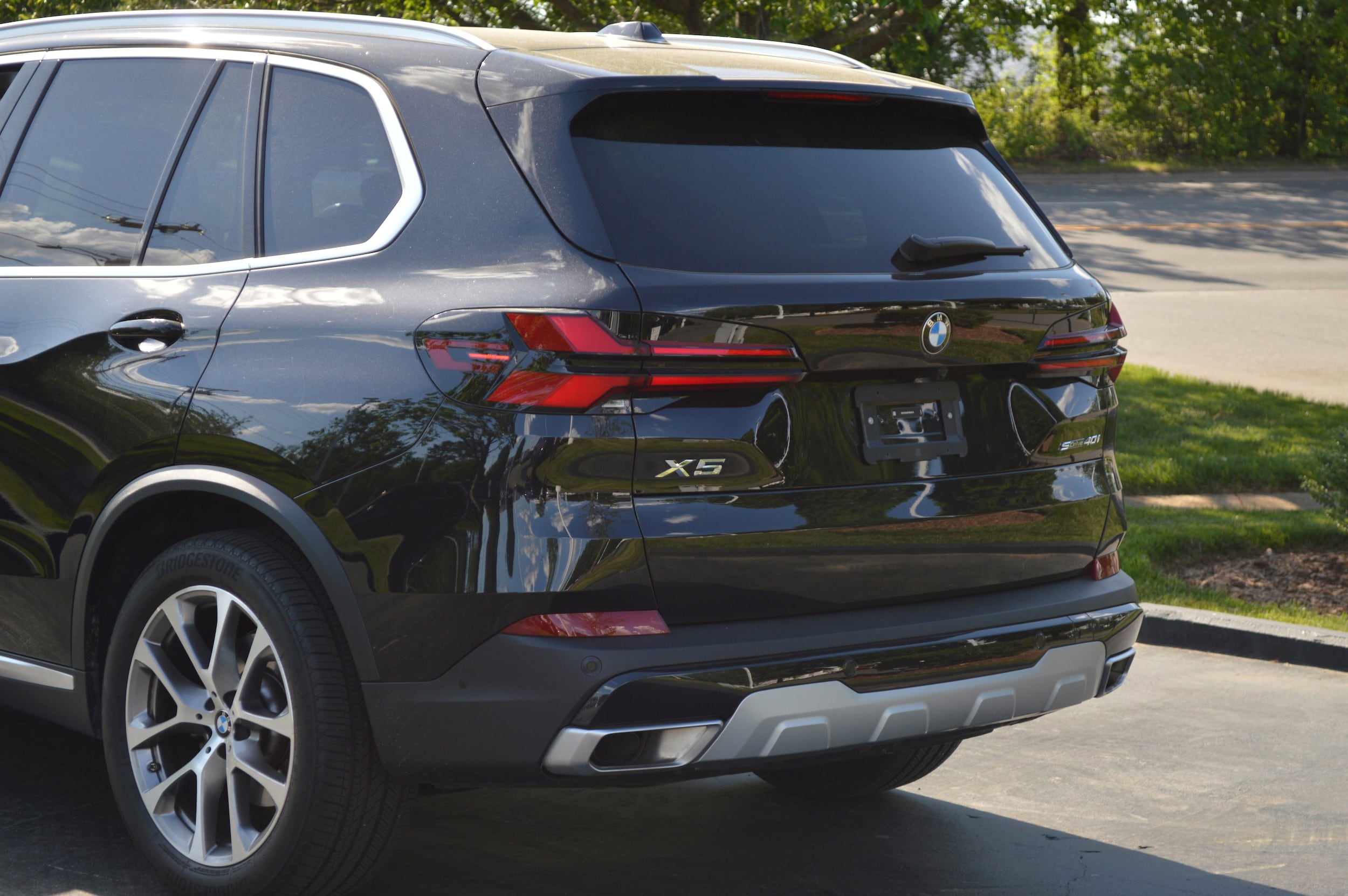 2026 BMW X5 sDrive40i photo 2