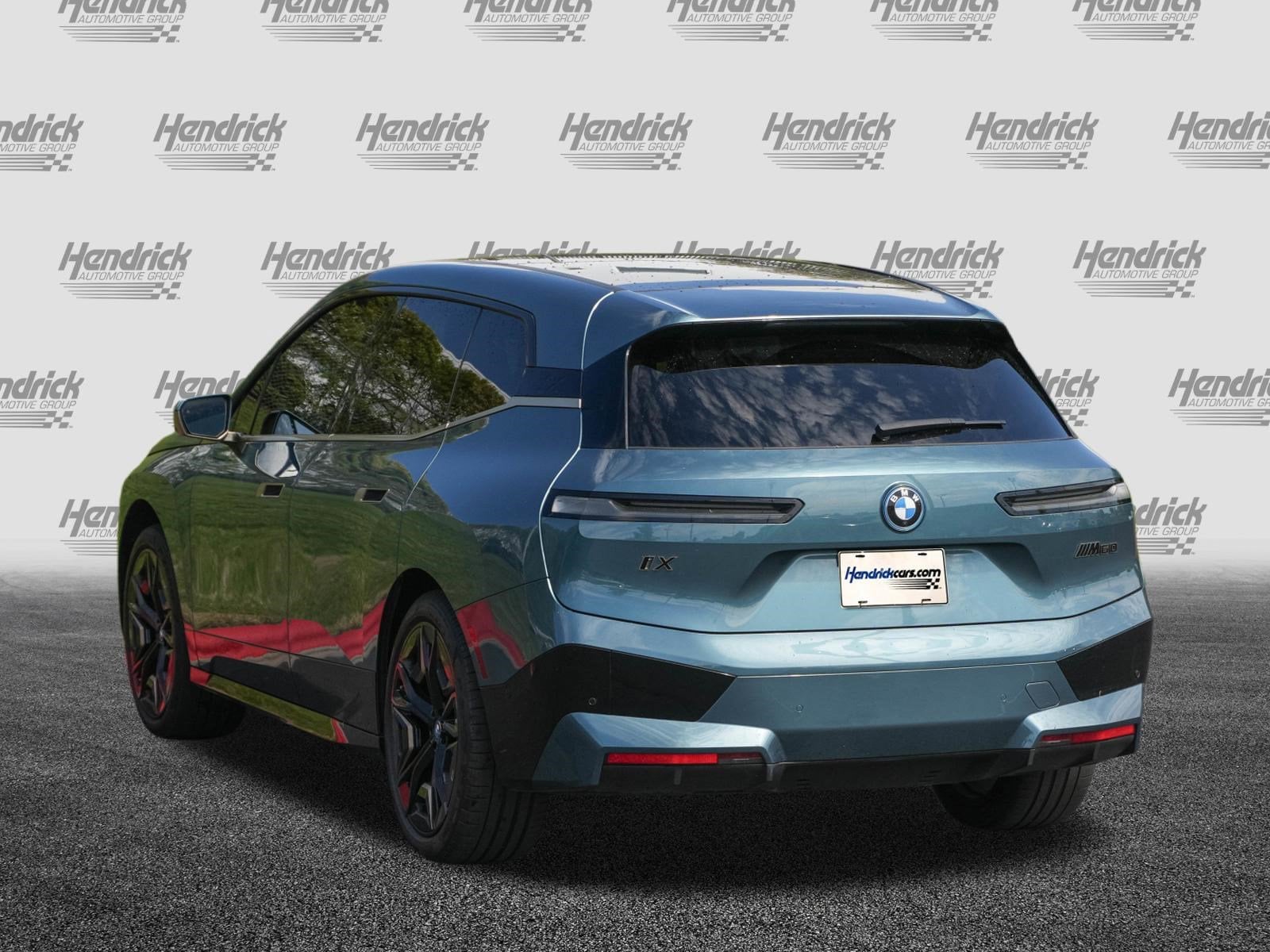 2023 BMW iX M60 photo 6