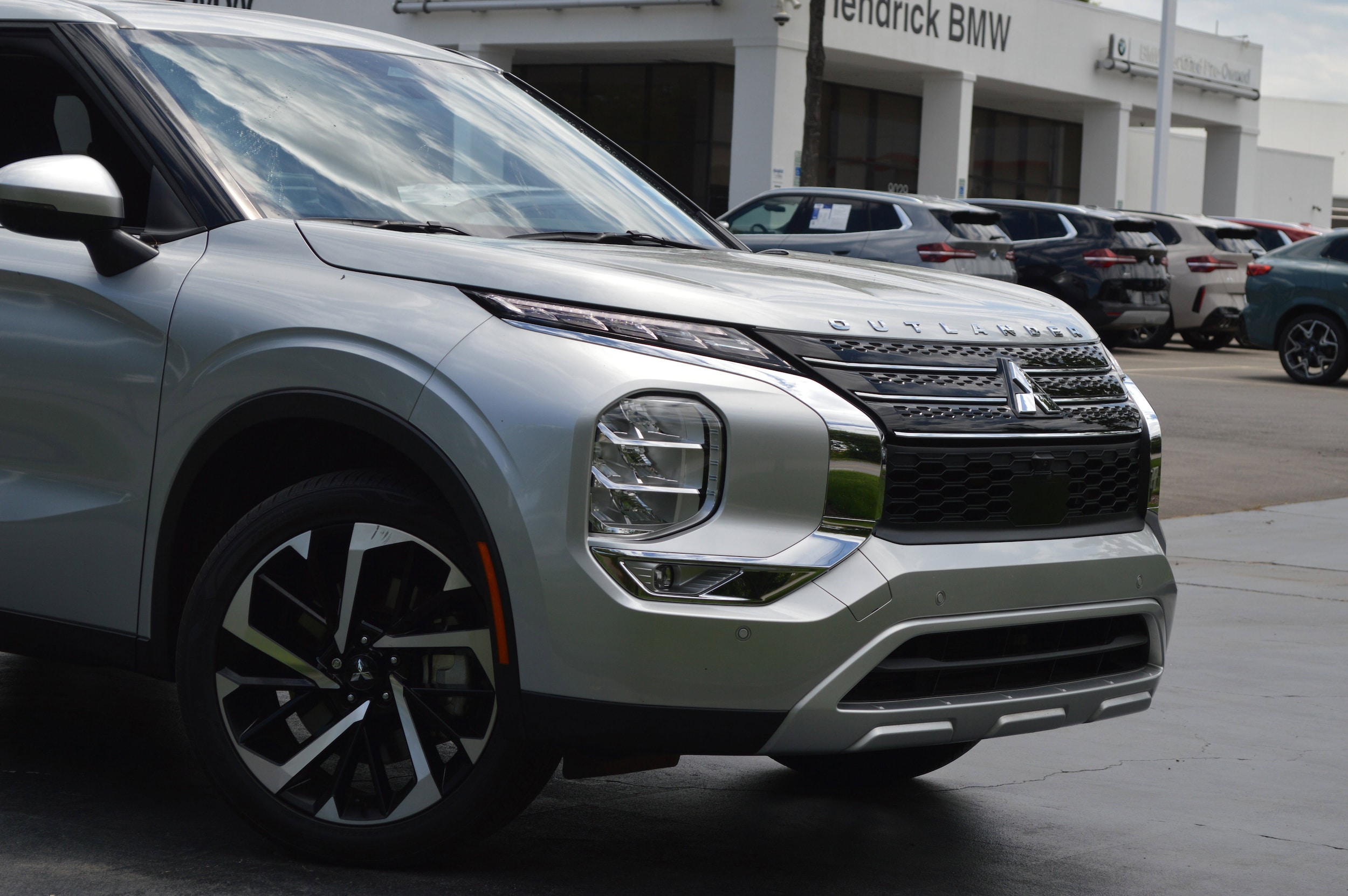 Mitsubishi Outlander SE