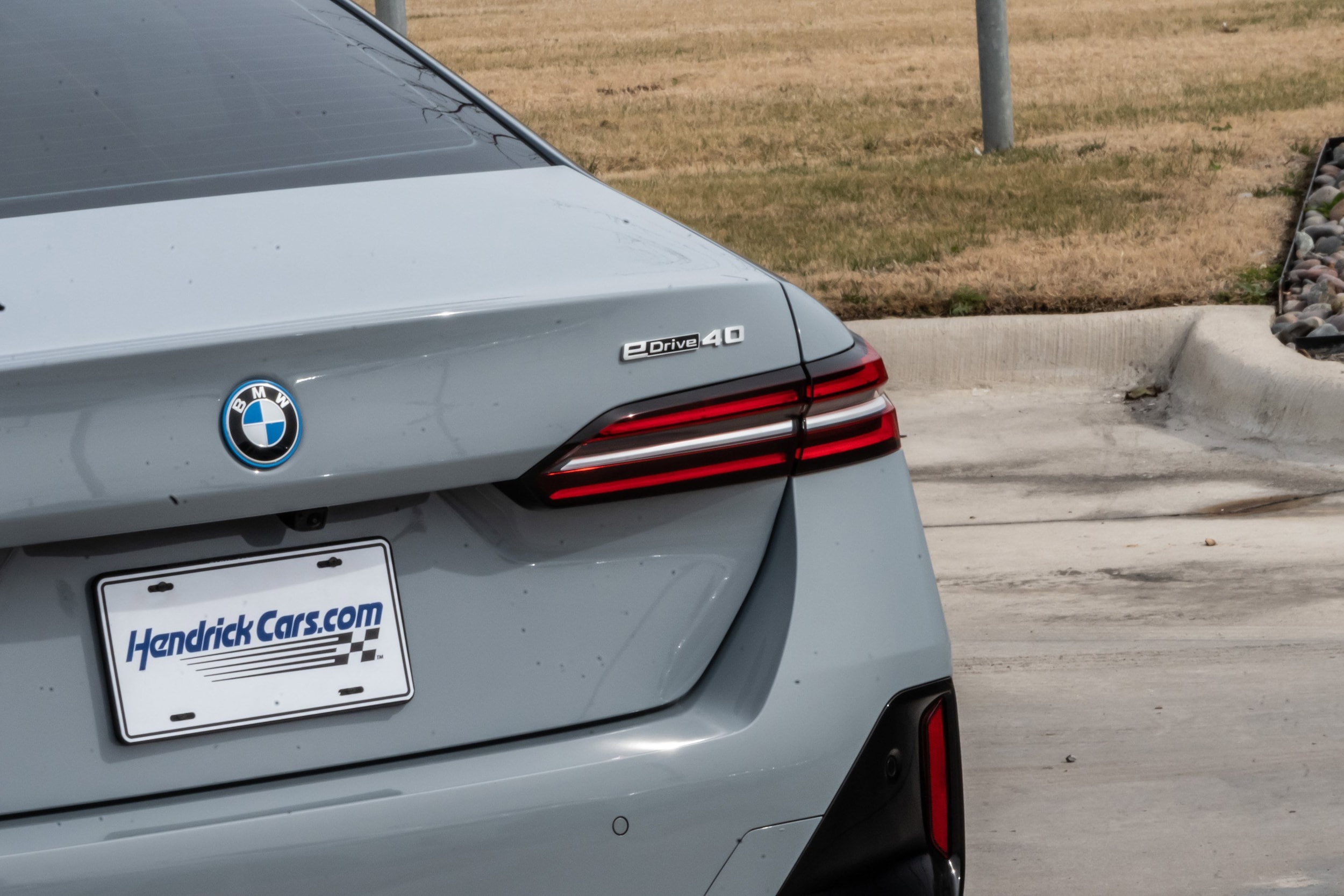 2026 BMW i5 eDrive40 photo 6