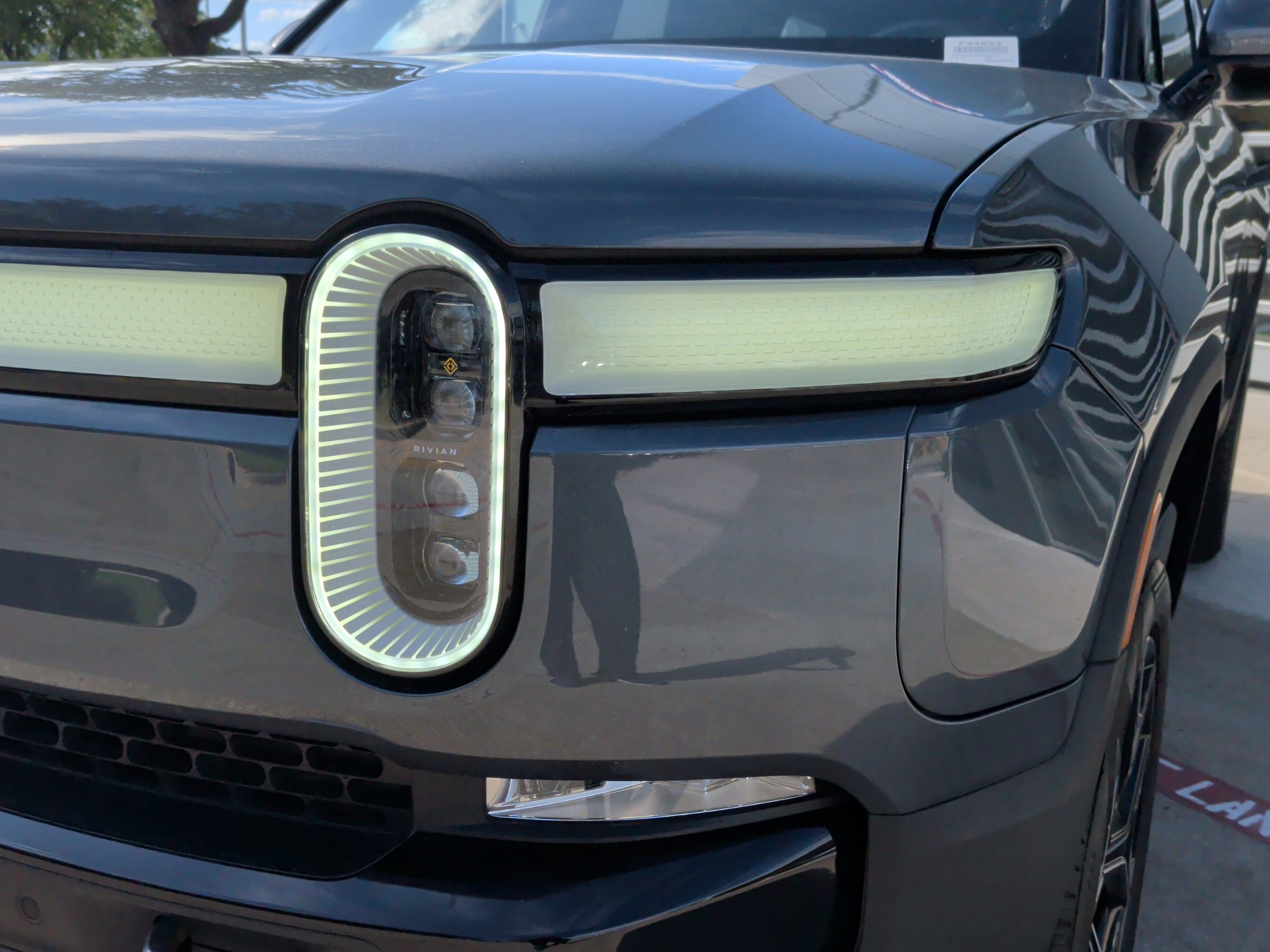 2024 Rivian R1S Adventure Quad-Motor Large Pack
