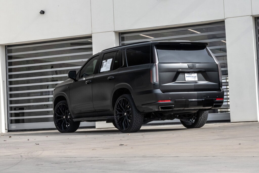 Used 2025 CADILLAC Escalade 4WD Sport SUV