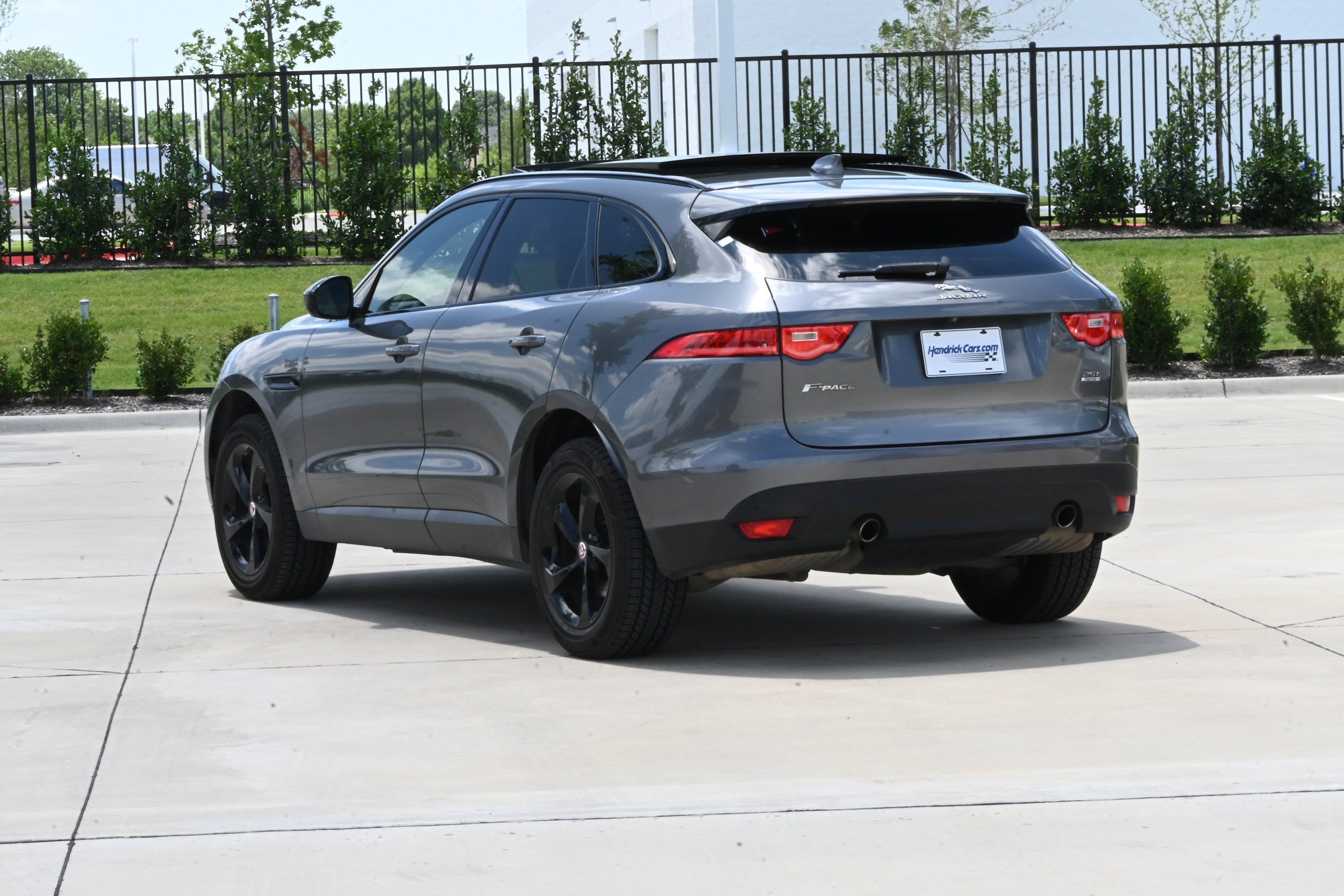Jaguar F-PACE 25t Prestige AWD