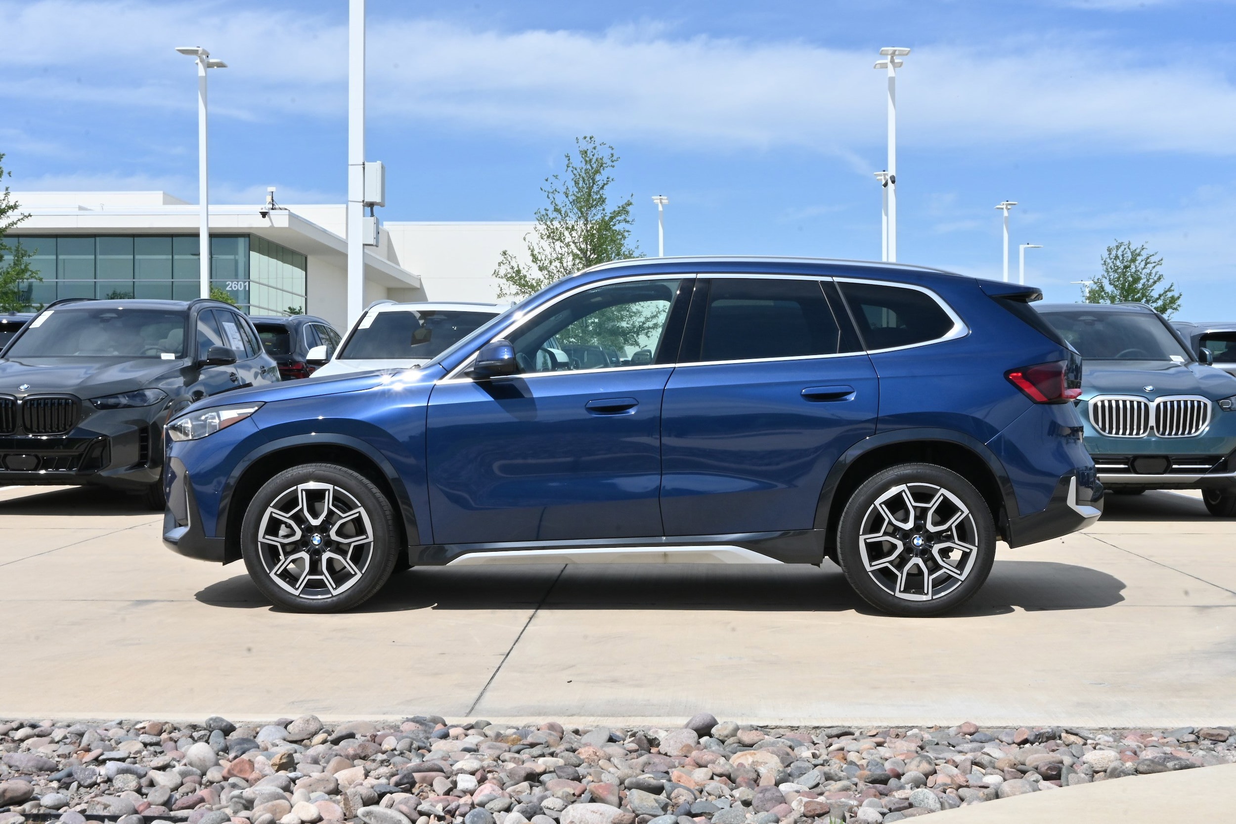 2025 BMW X1 xDrive28i photo 5