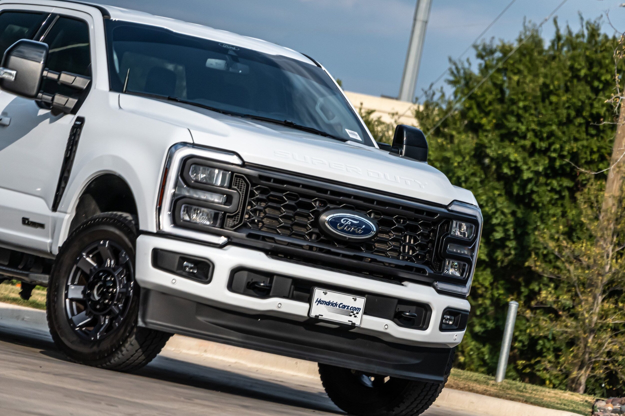 2024 Ford F-250 Lariat photo 3