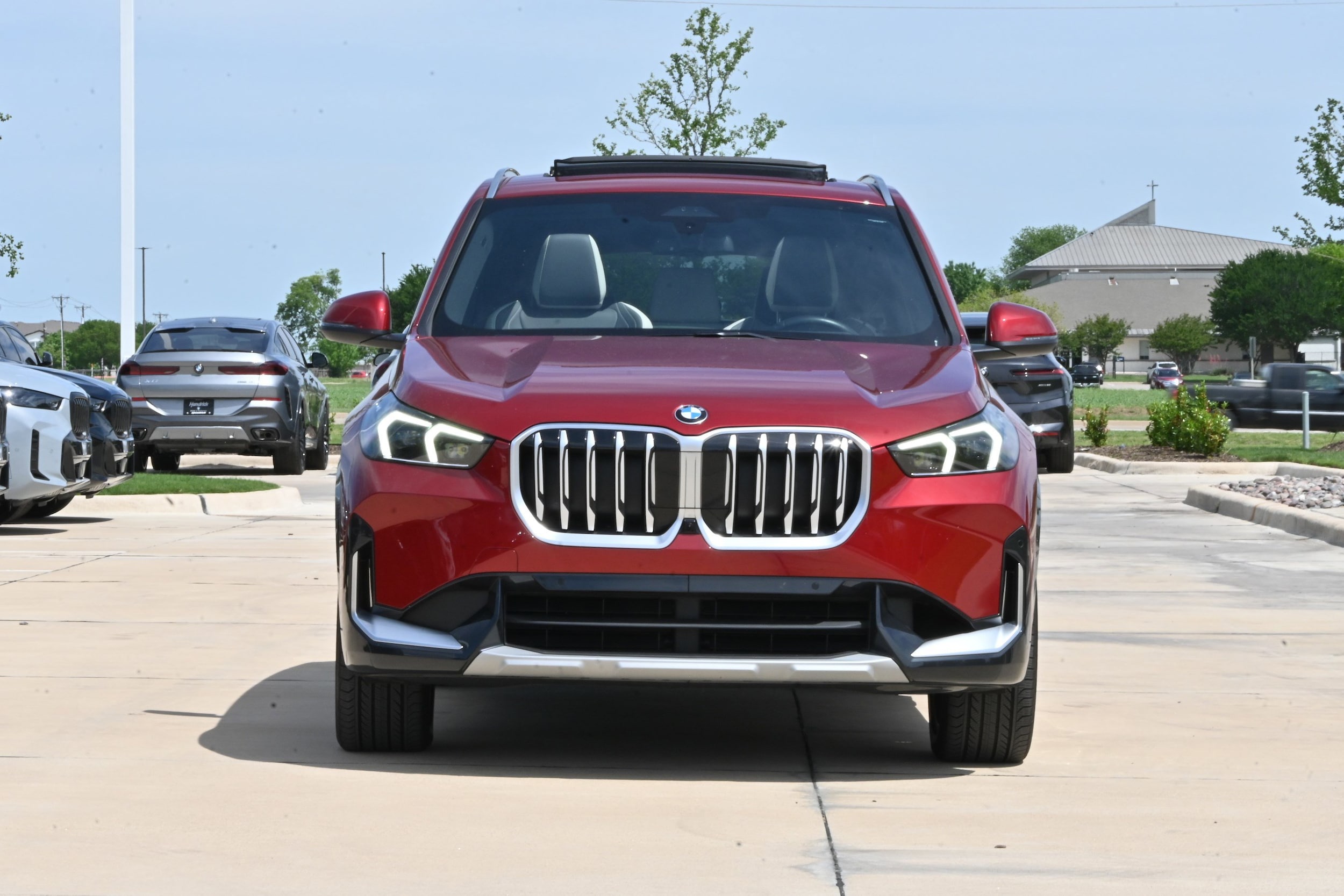 2026 BMW X1 xDrive28i photo 2