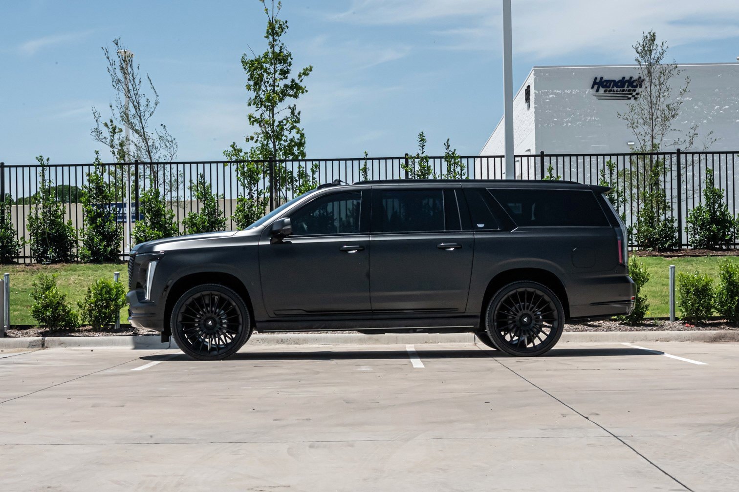 2026 CADILLAC Escalade ESV 4WD Platinum Sport photo 4