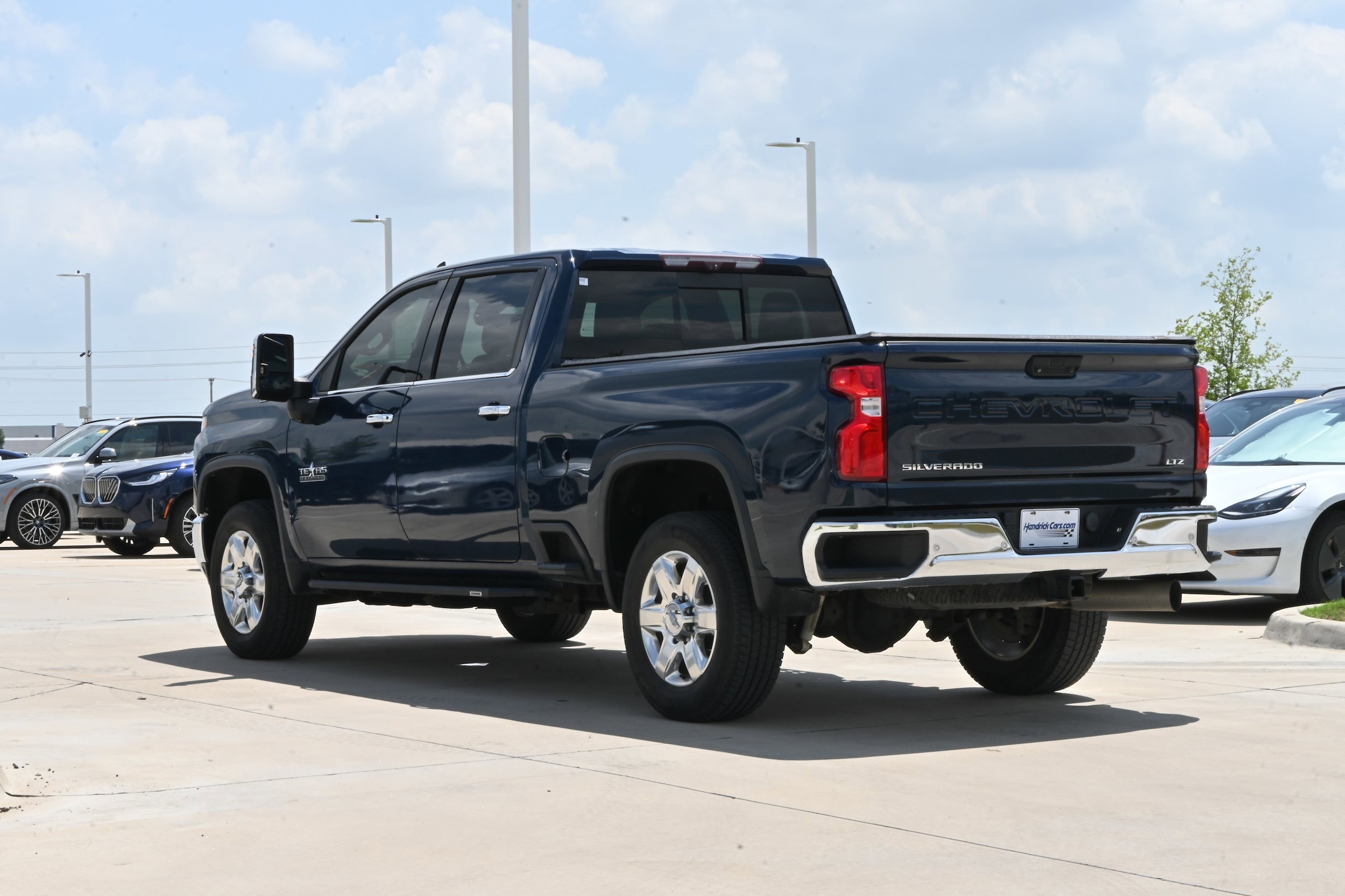 2020 Chevrolet Silverado 2500HD LTZ 4WD Crew Cab photo 5