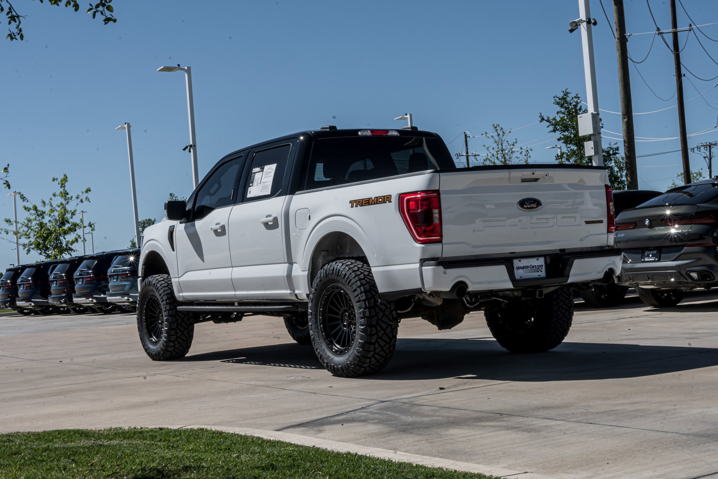 2023 Ford F-150 Tremor 4WD SuperCrew photo 6