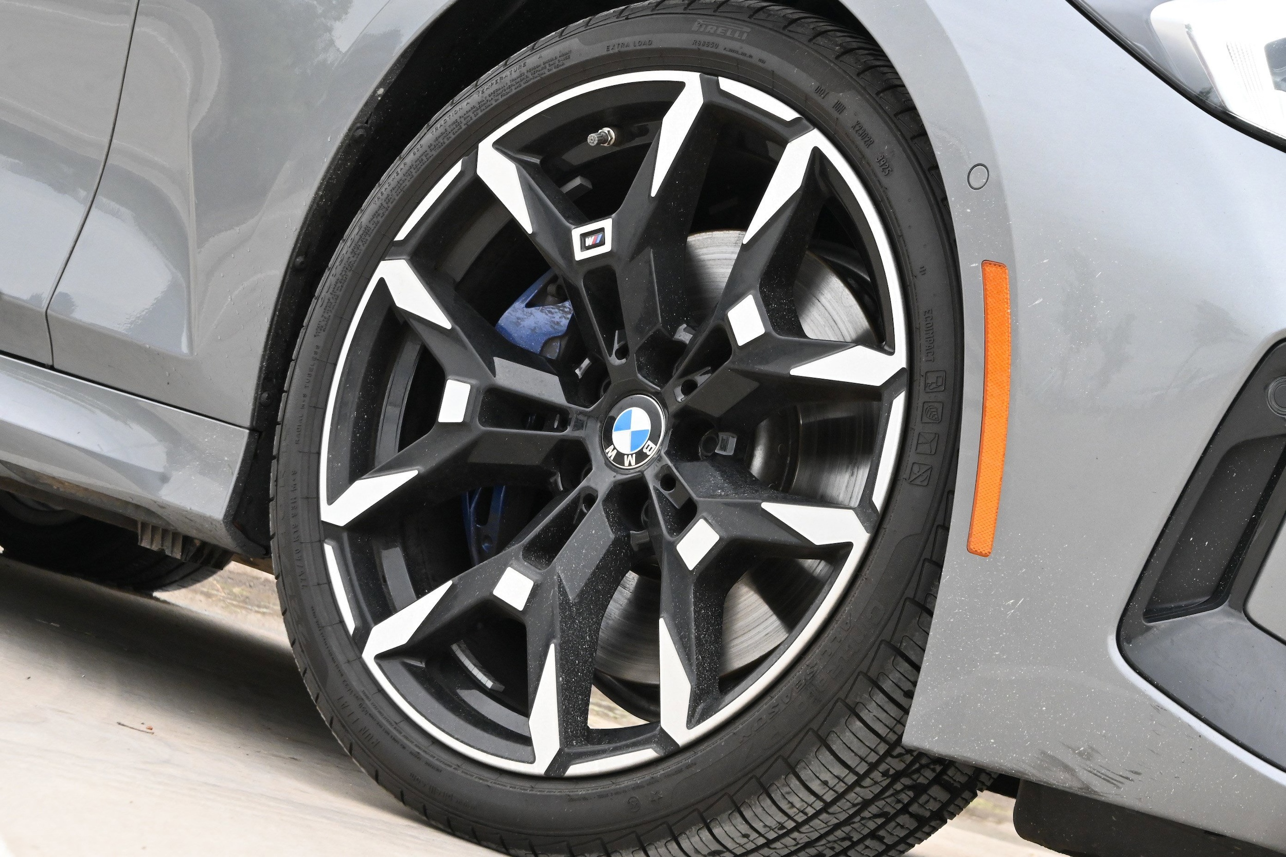 2025 BMW 3 Series M340i photo 6