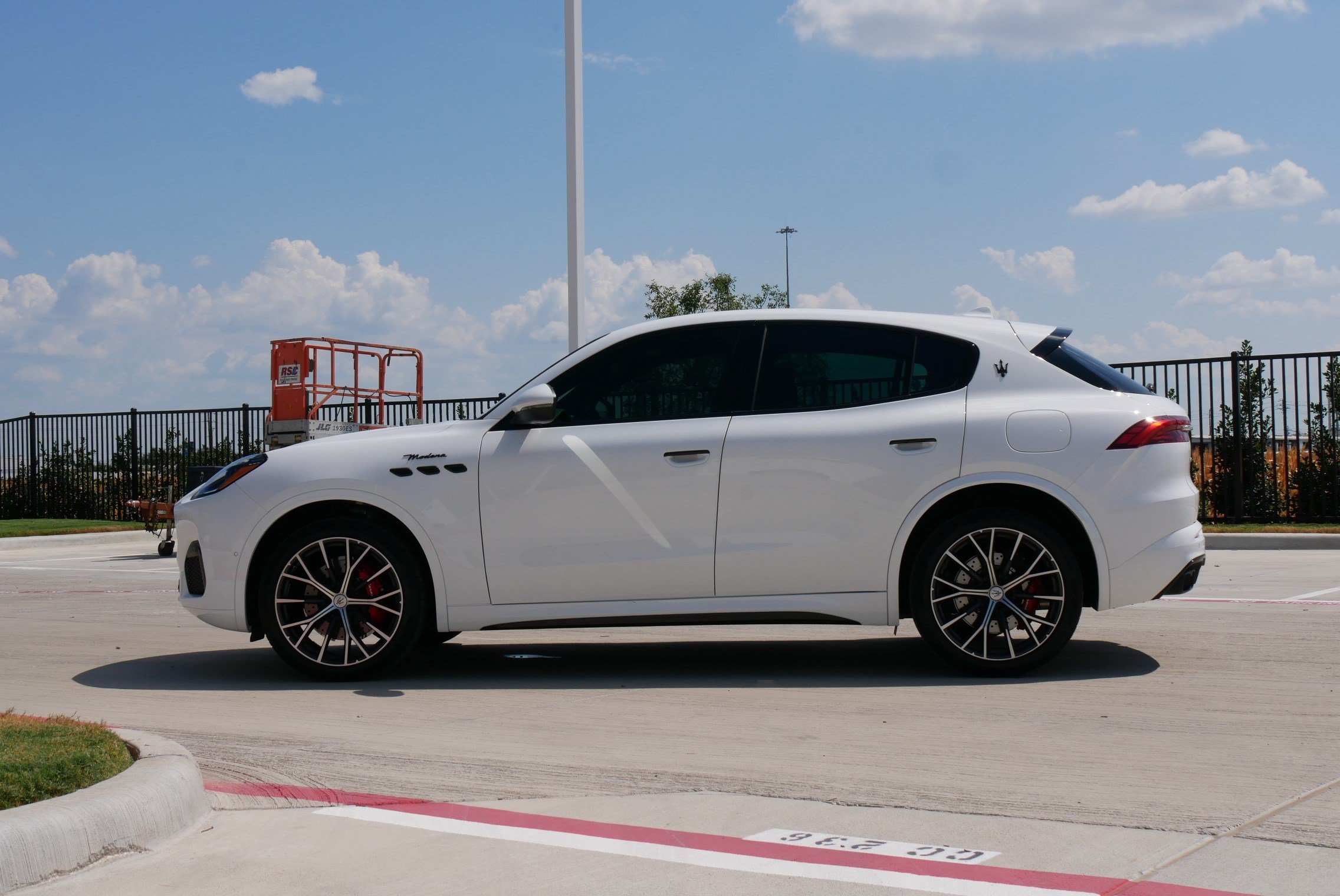 2026 Maserati Grecale Modena