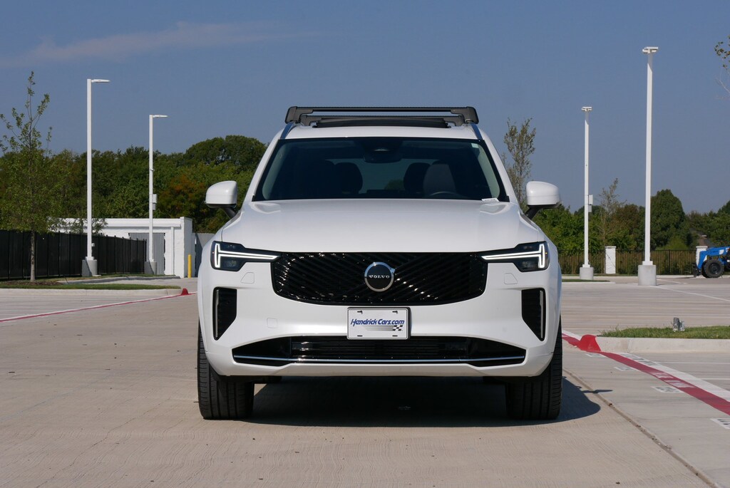 Used 2025 Volvo XC90 Plug-In Hybrid T8 AWD Core 7-Seater SUV