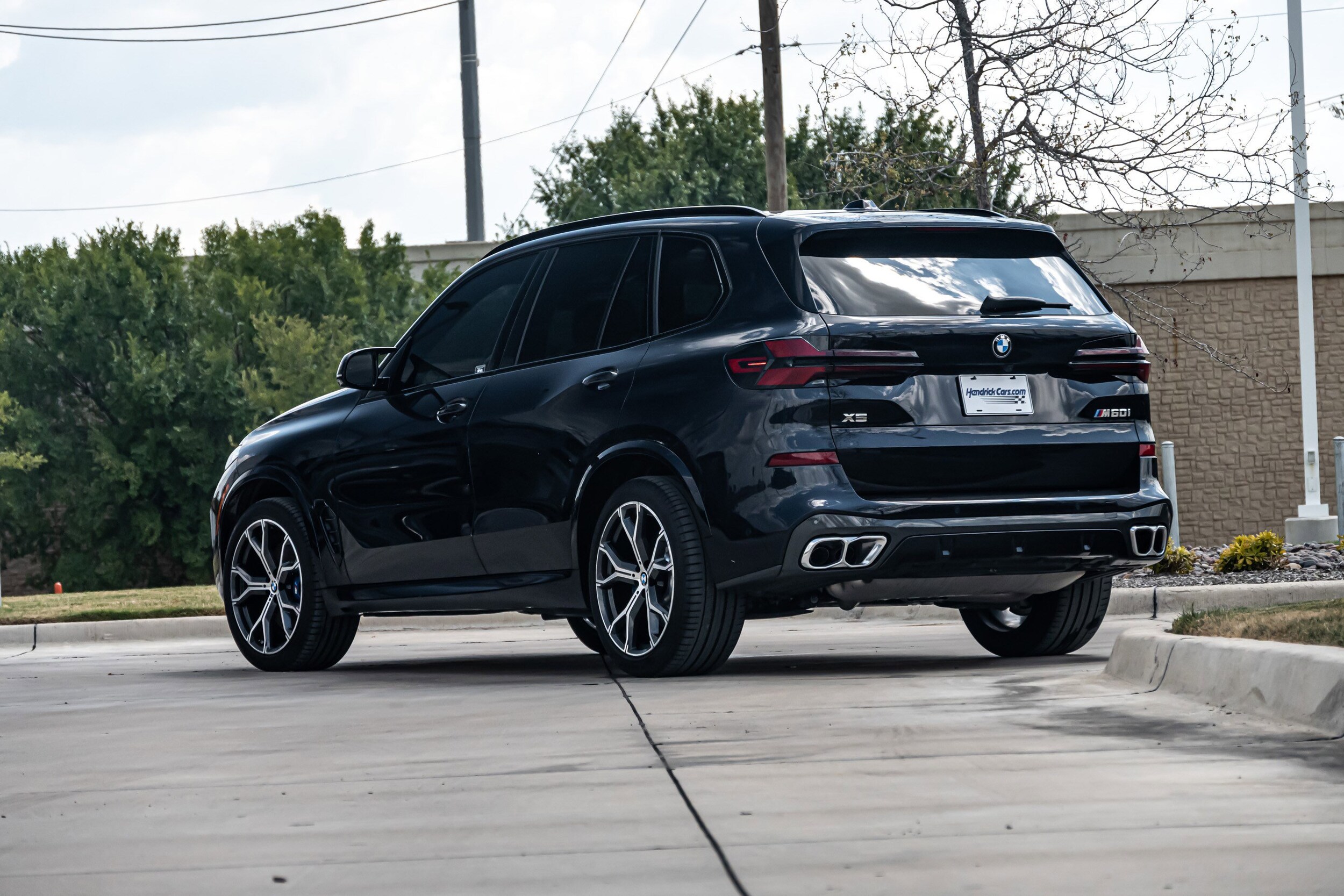 2025 Bmw X5 M photo 2