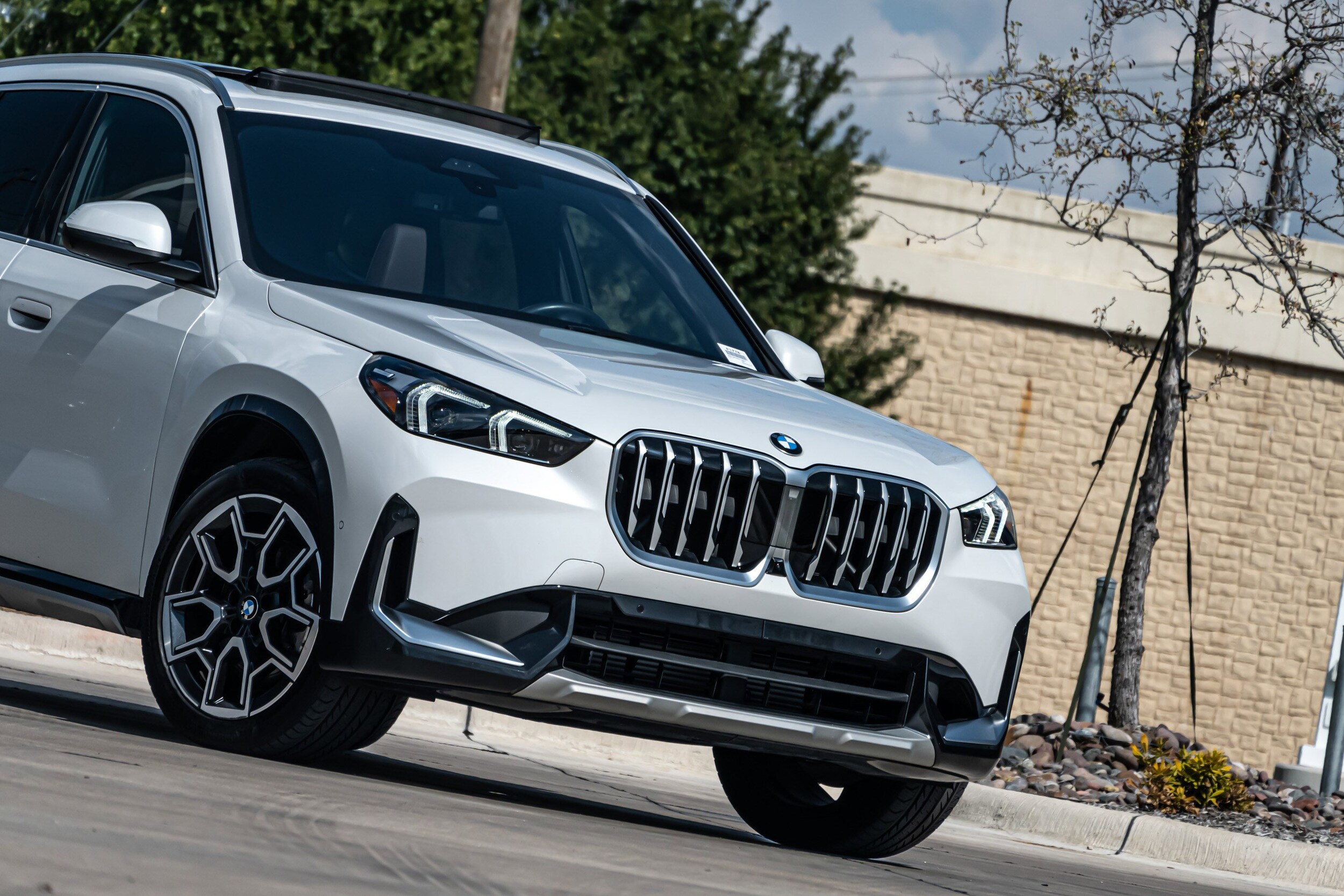 2025 Bmw X1 XDrive28i photo 3