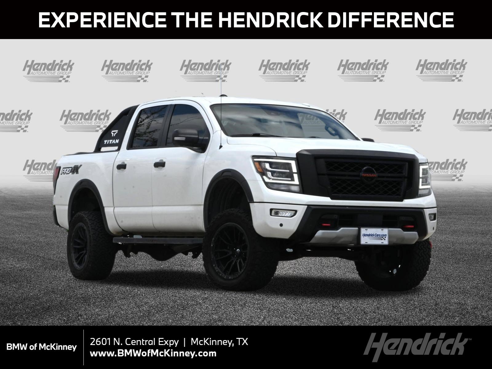 Nissan Titan PRO-4X 4x4 Crew Cab