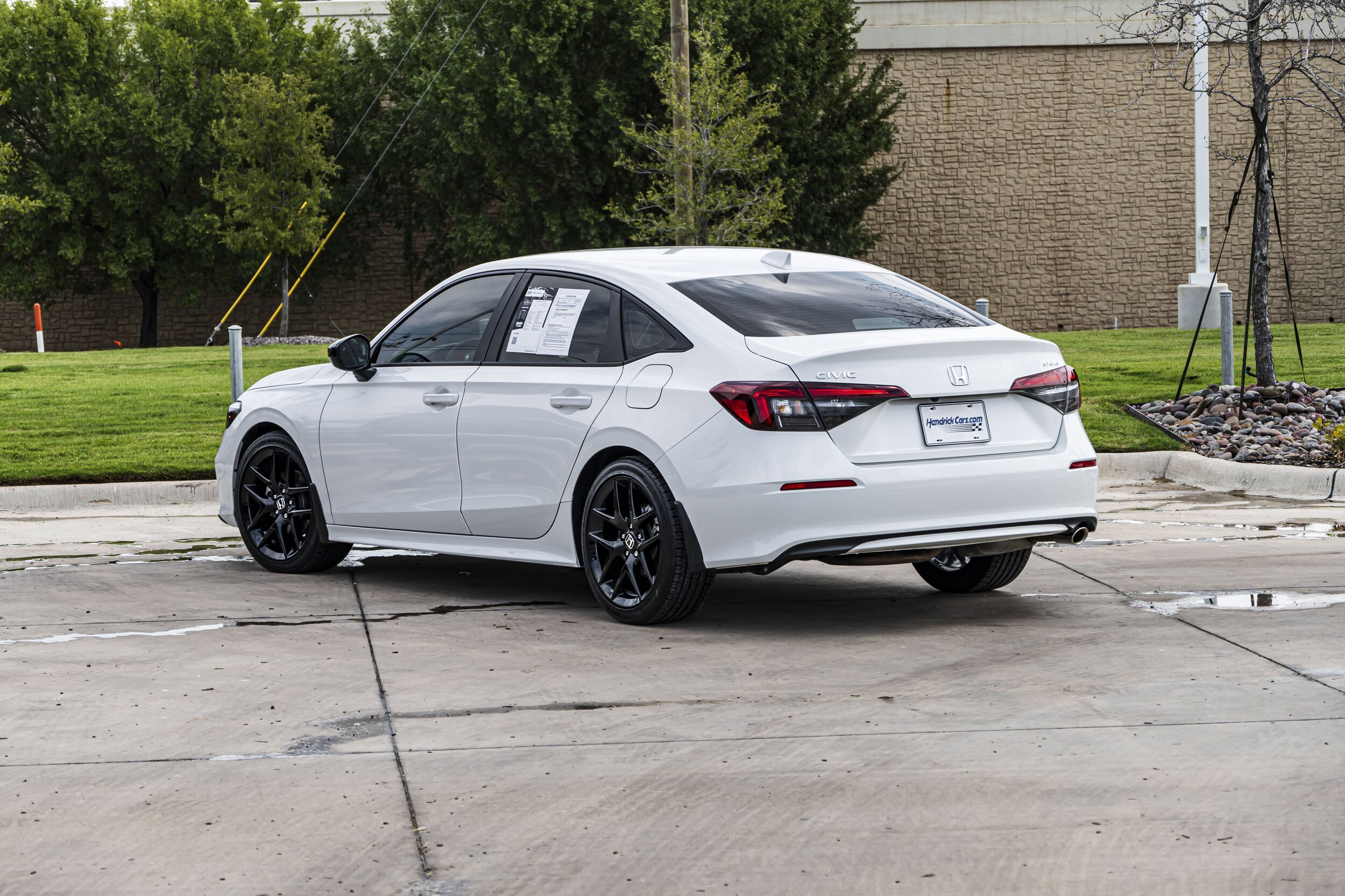 2025 Honda Civic Sport photo 2