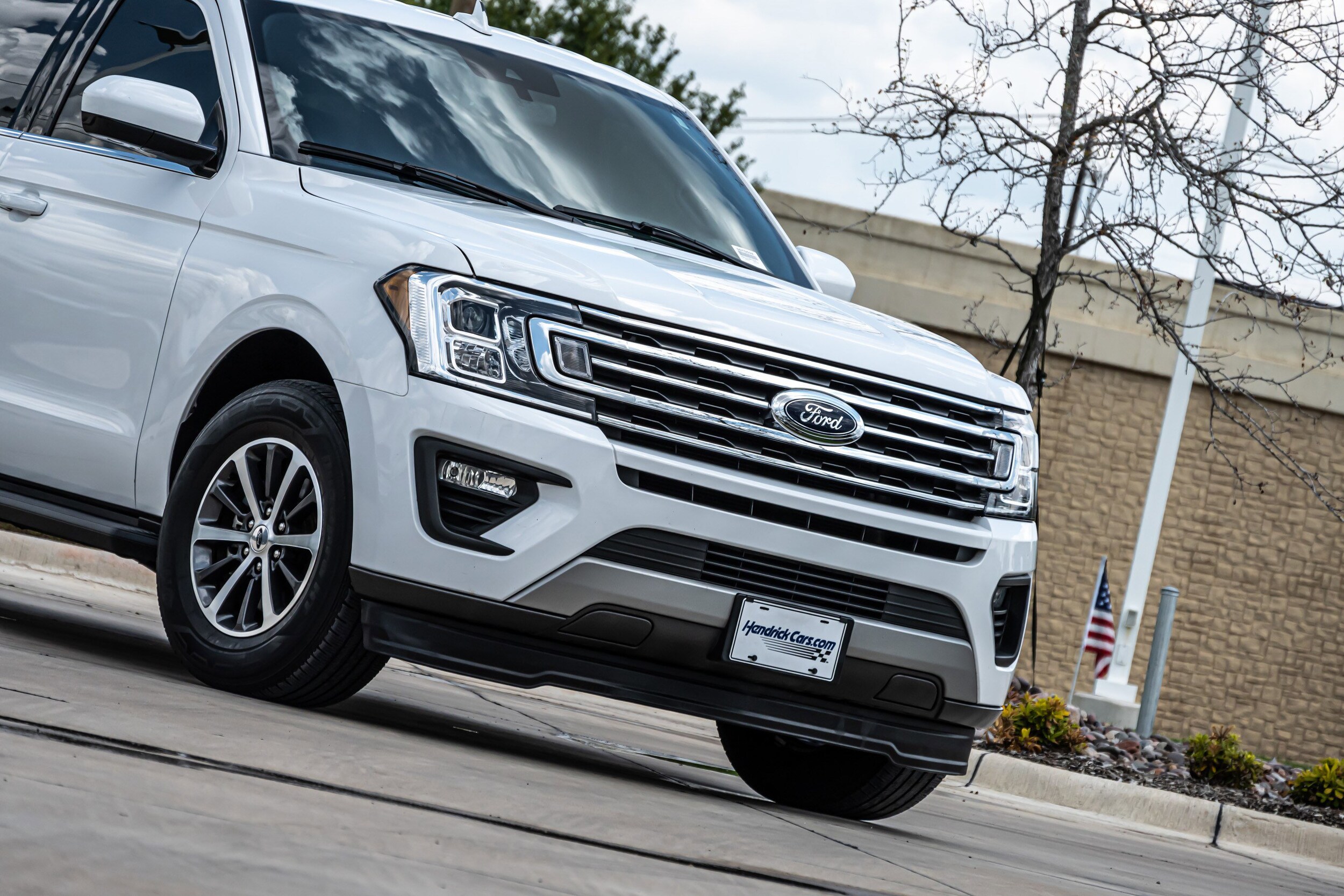 2021 Ford Expedition XLT photo 3