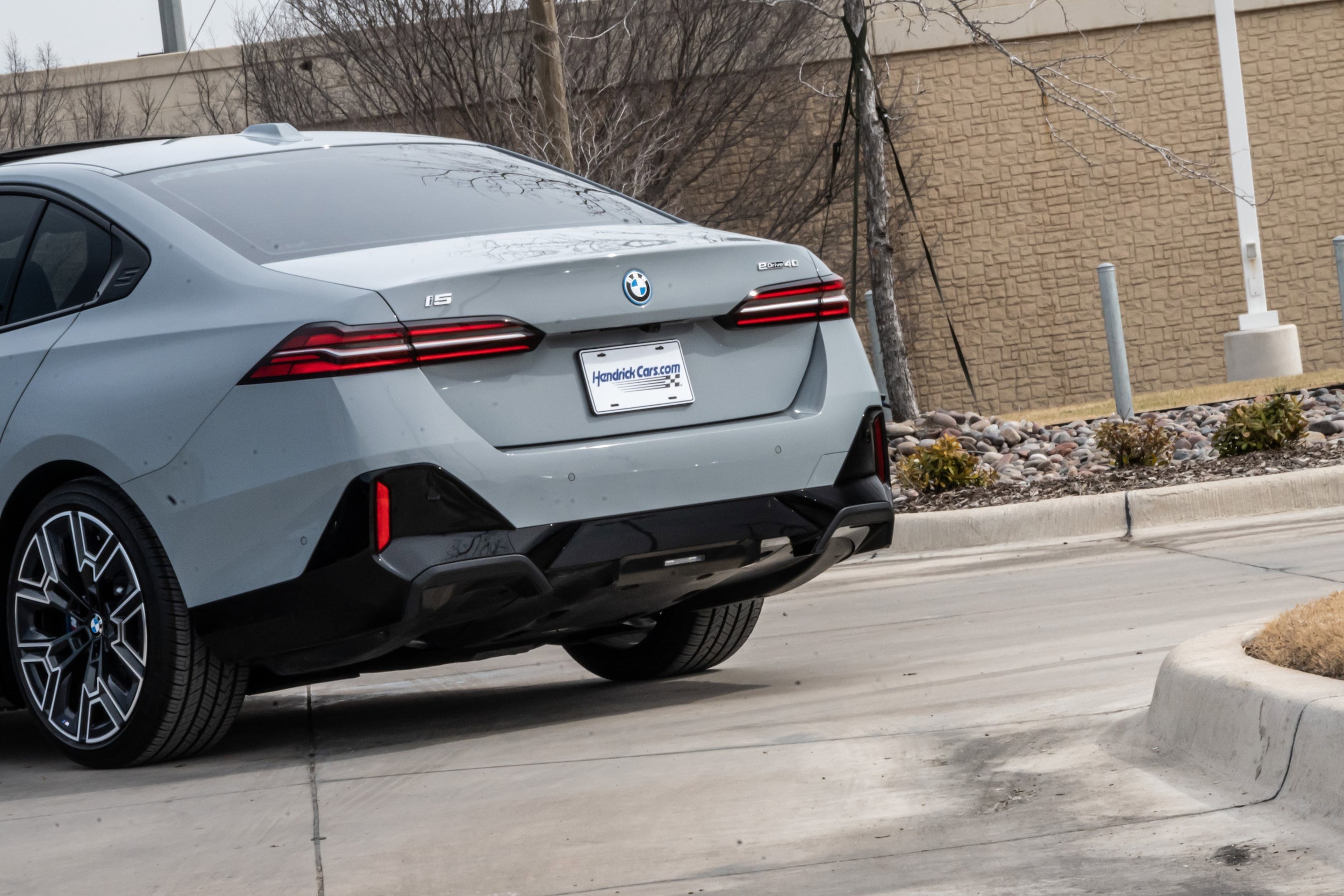 2026 BMW i5 eDrive40 photo 4