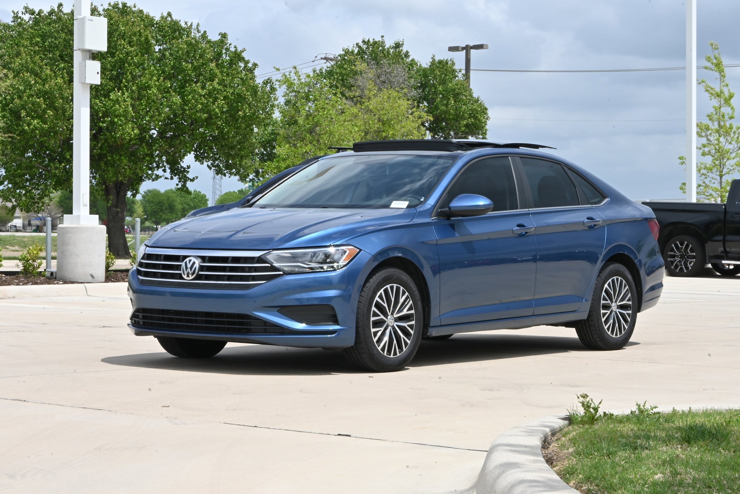 2019 Volkswagen Jetta SE photo 4
