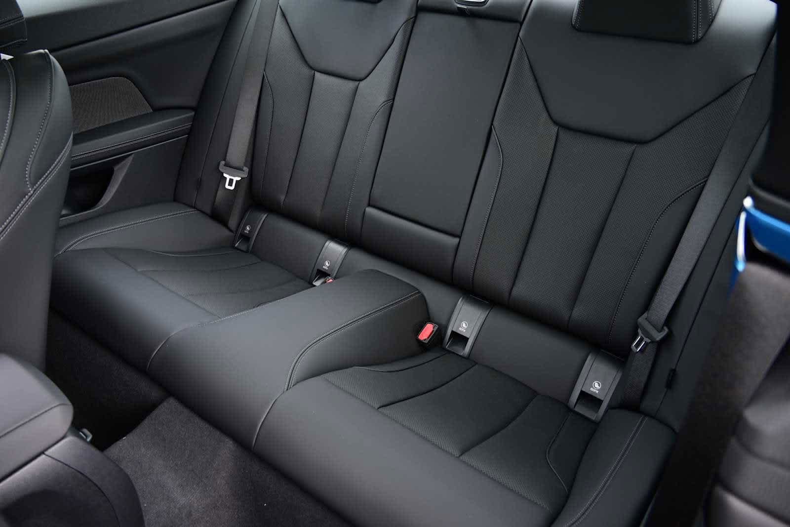 2025 BMW 4 Series 430i photo 3