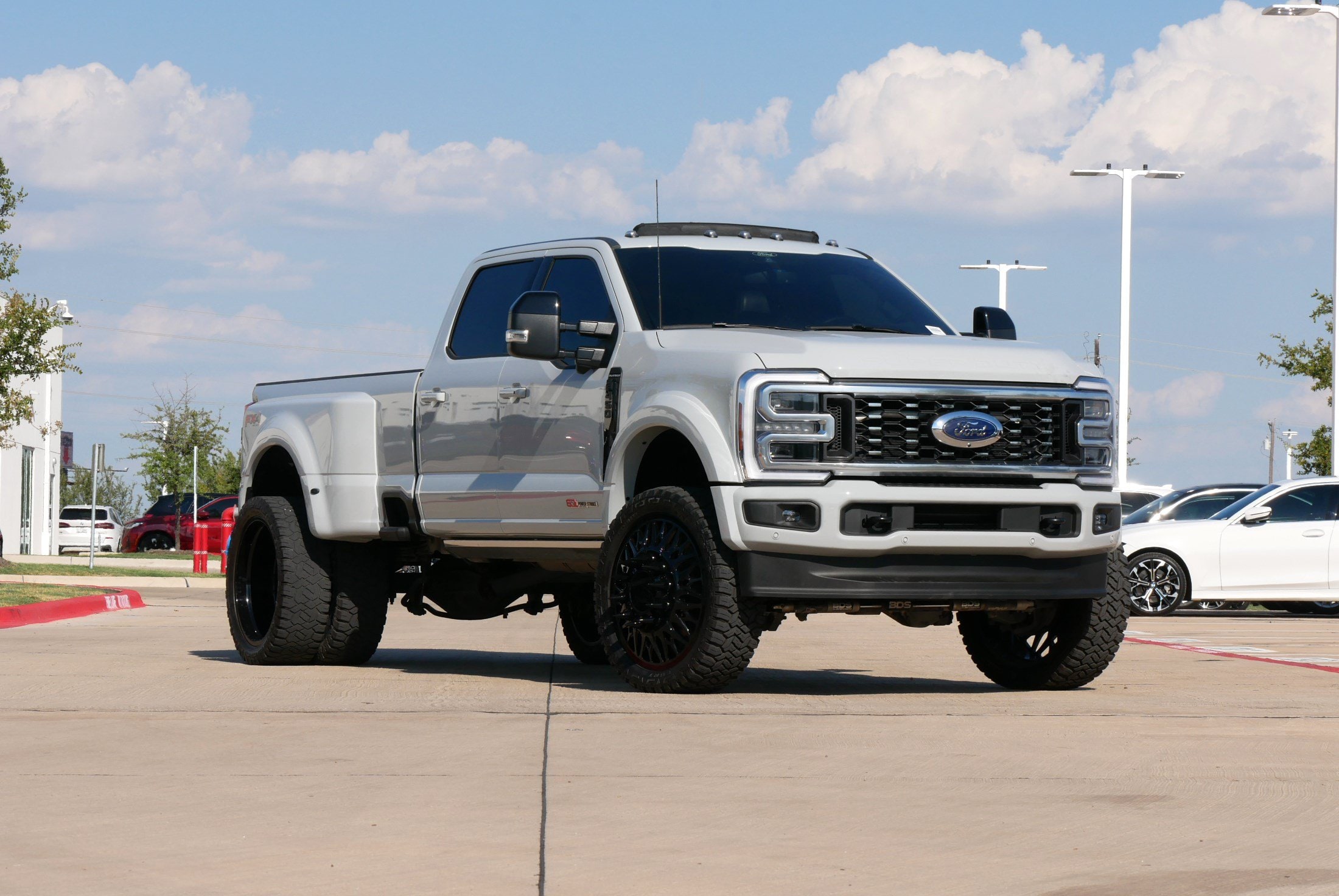 2025 Ford Super Duty F-450 DRW Platinum 4WD Crew Cab