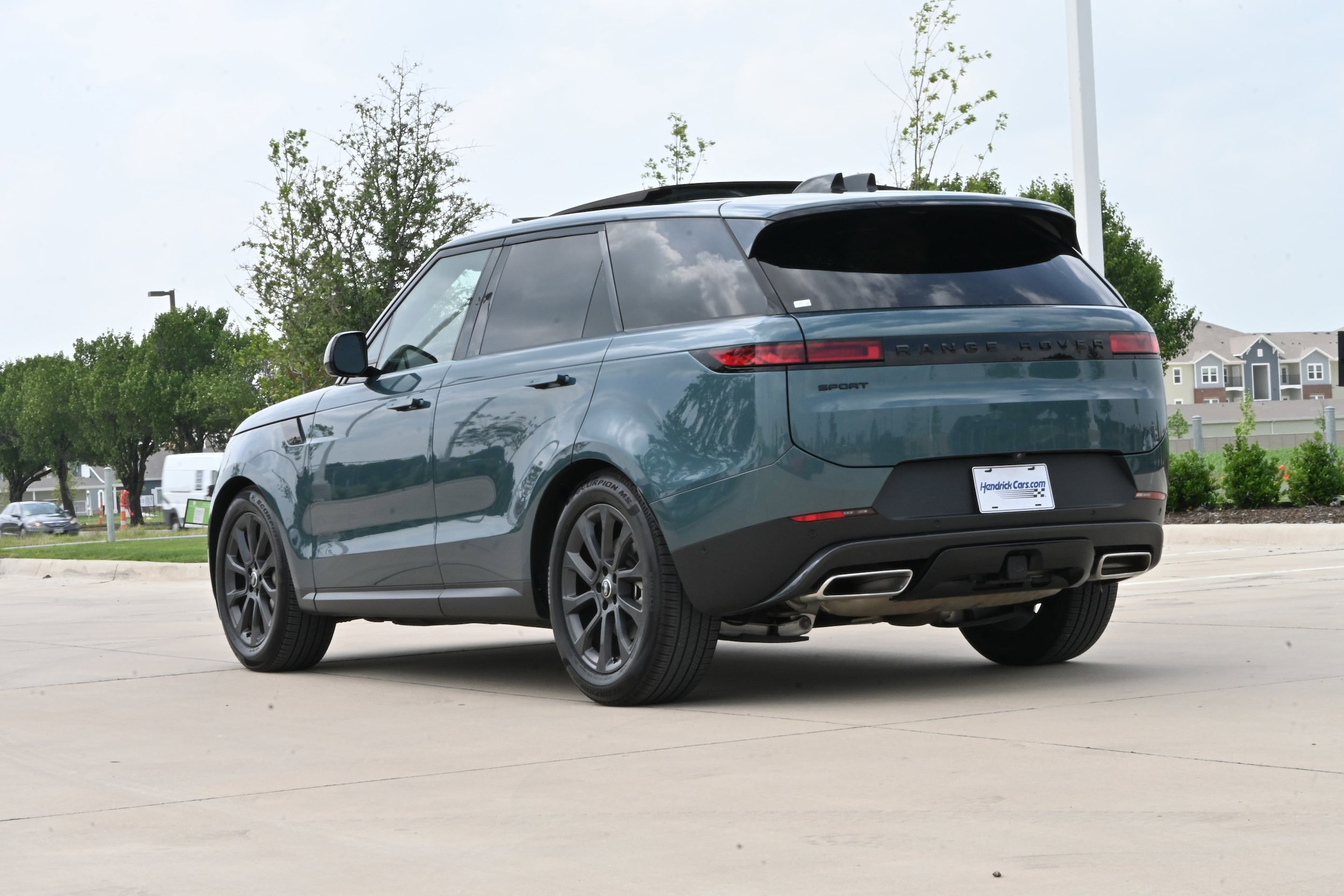 2025 Land Rover Range Rover Sport SE photo 5