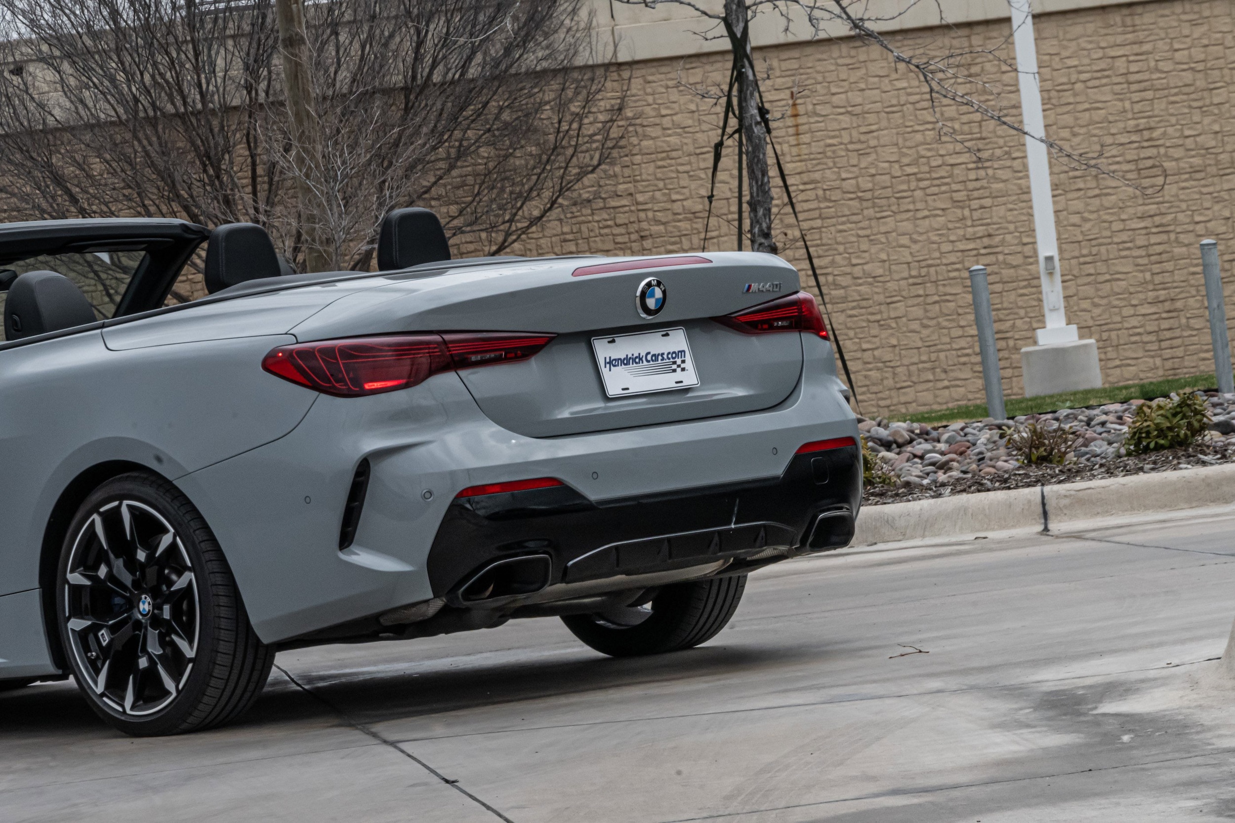 2025 BMW 4 Series M440i photo 3