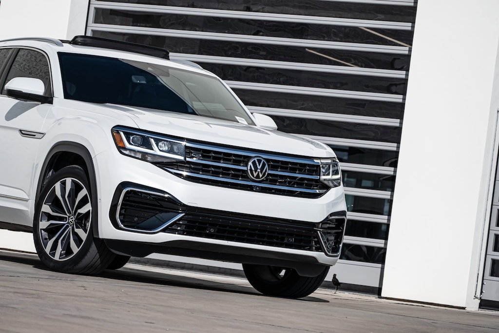 Used 2022 Volkswagen Atlas Cross Sport 3.6L V6 SEL Premium R-Line 4MOTION SUV