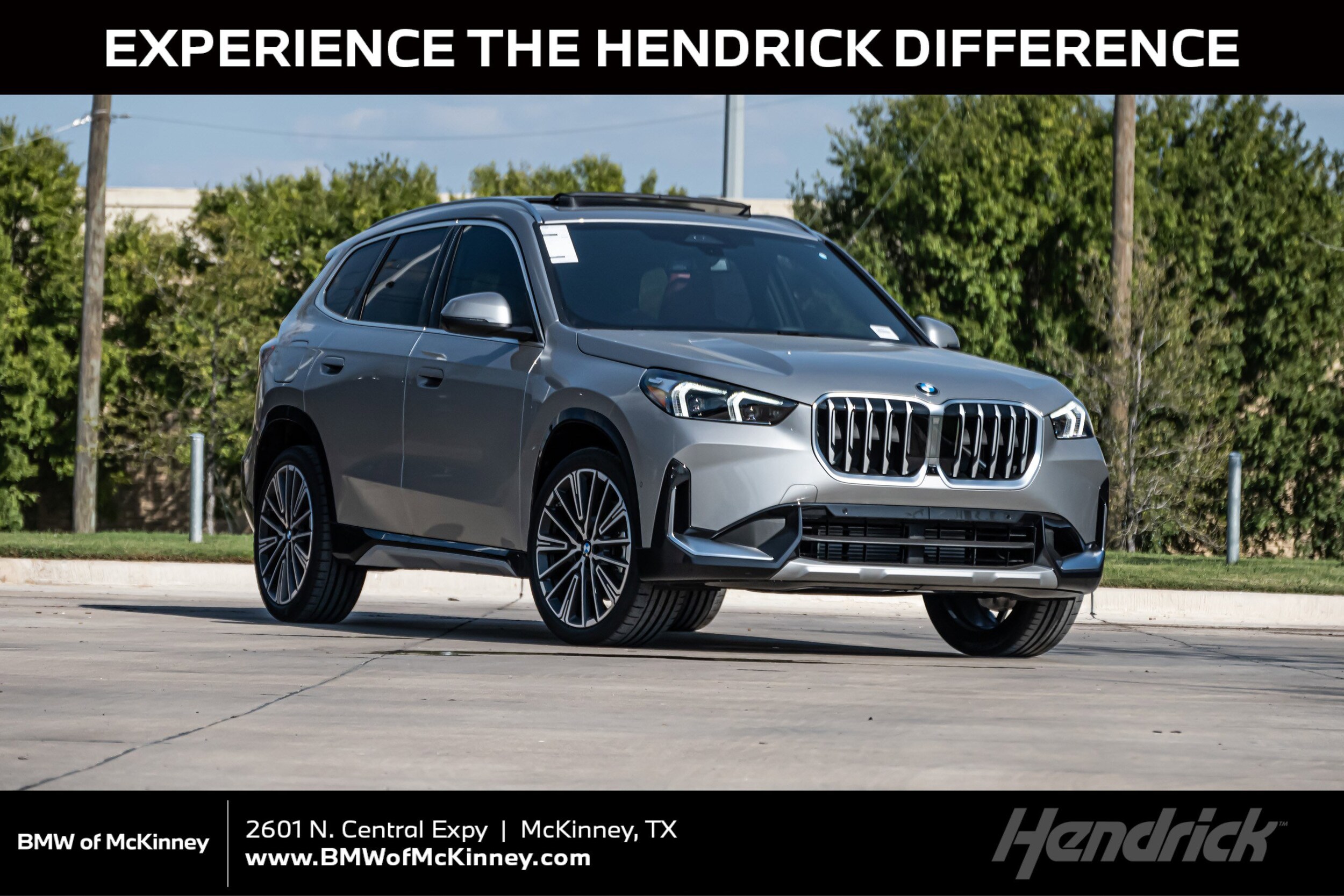 2026 BMW X1 28i's photo