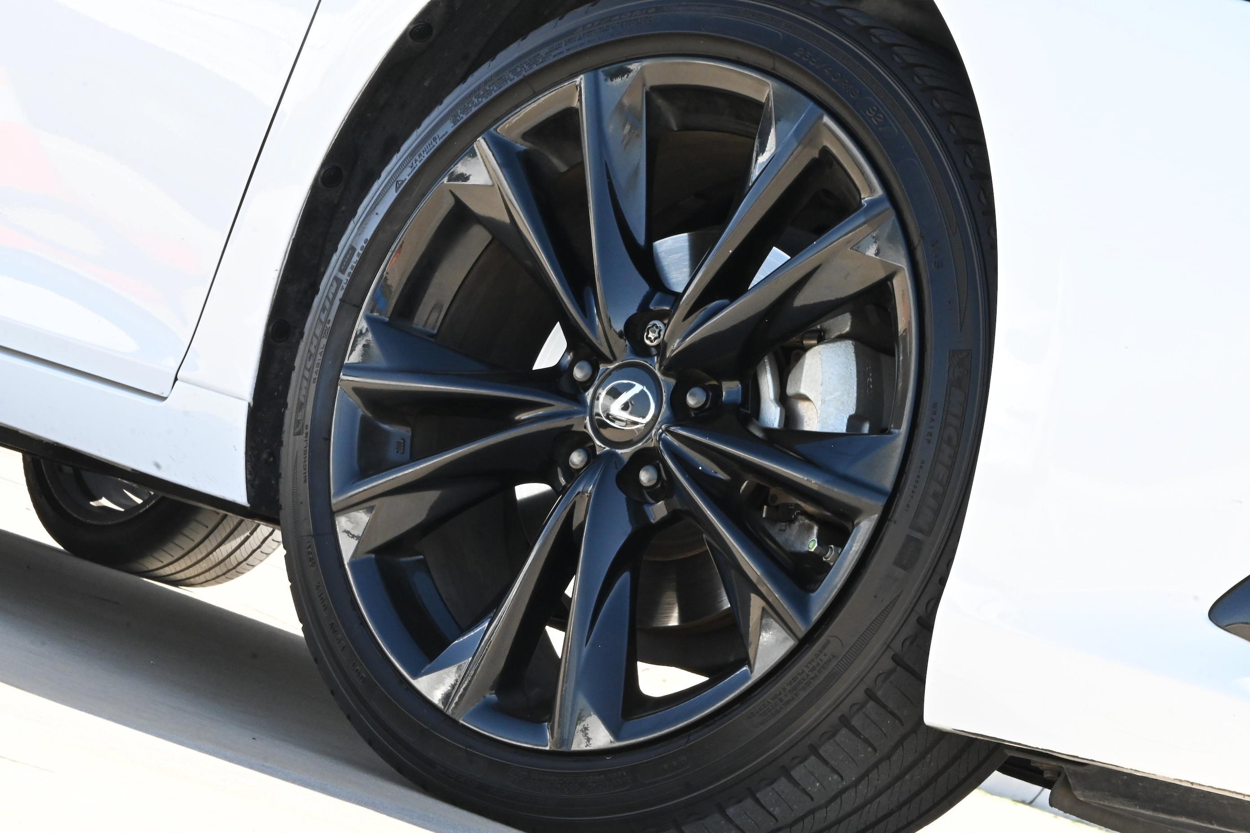 2022 LEXUS ES 350 F SPORT photo 3