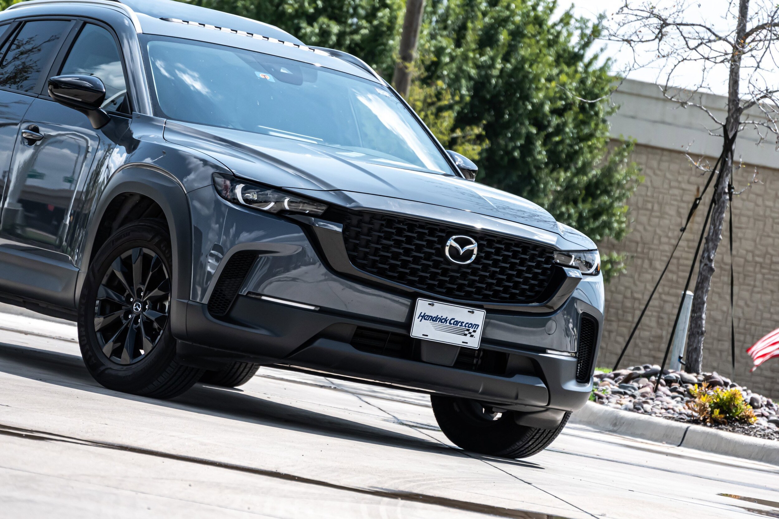 2023 Mazda CX-50 2.5 Preferred Plus photo 2