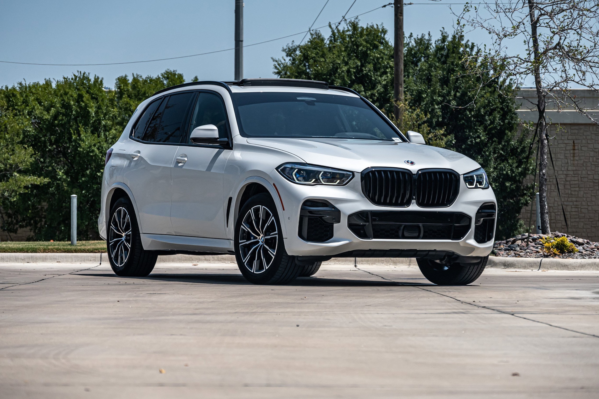 2023 BMW X5 M50i
