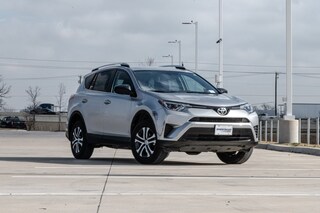 2016 Toyota RAV4 LE SUV