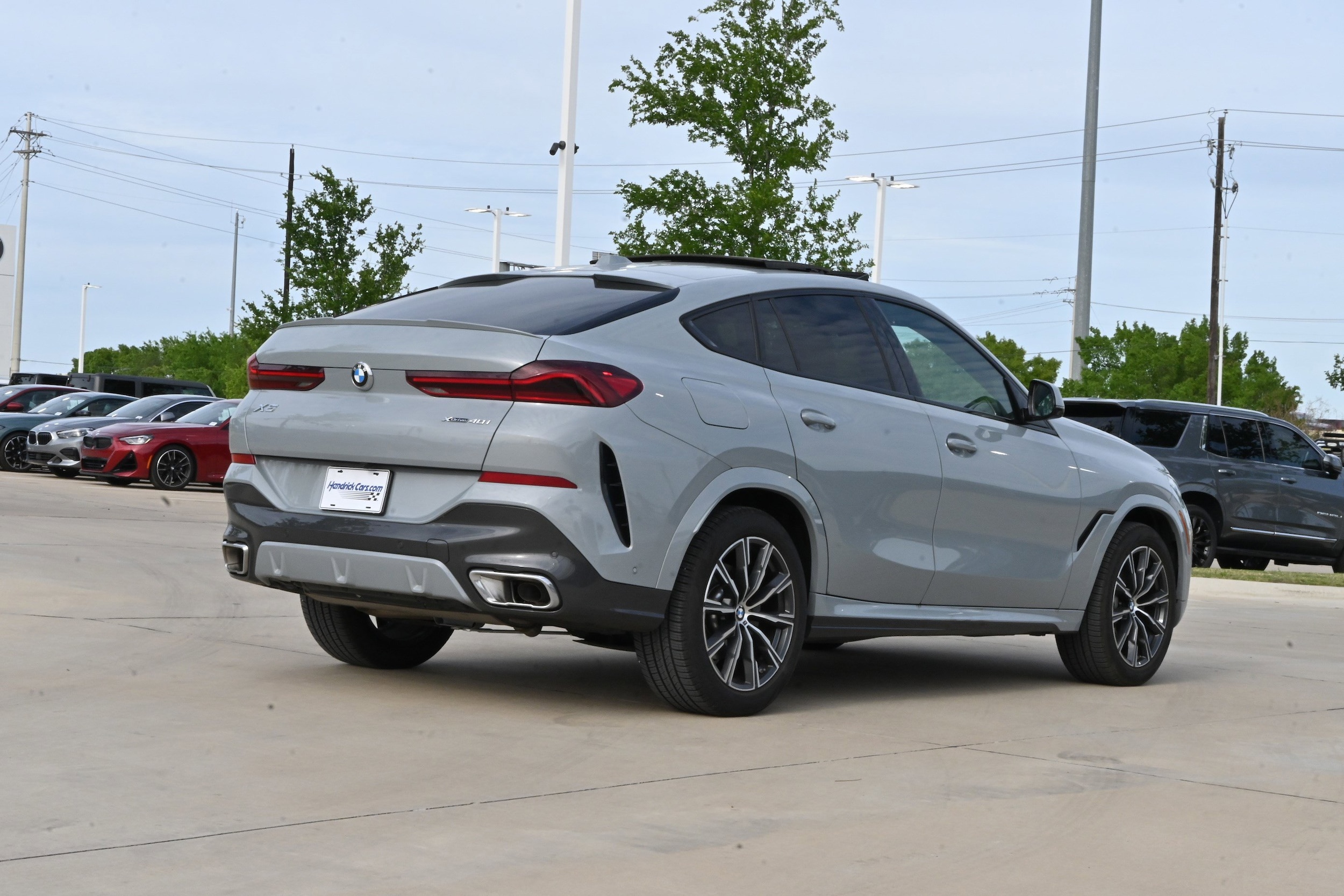 2025 BMW X6 xDrive40i photo 3